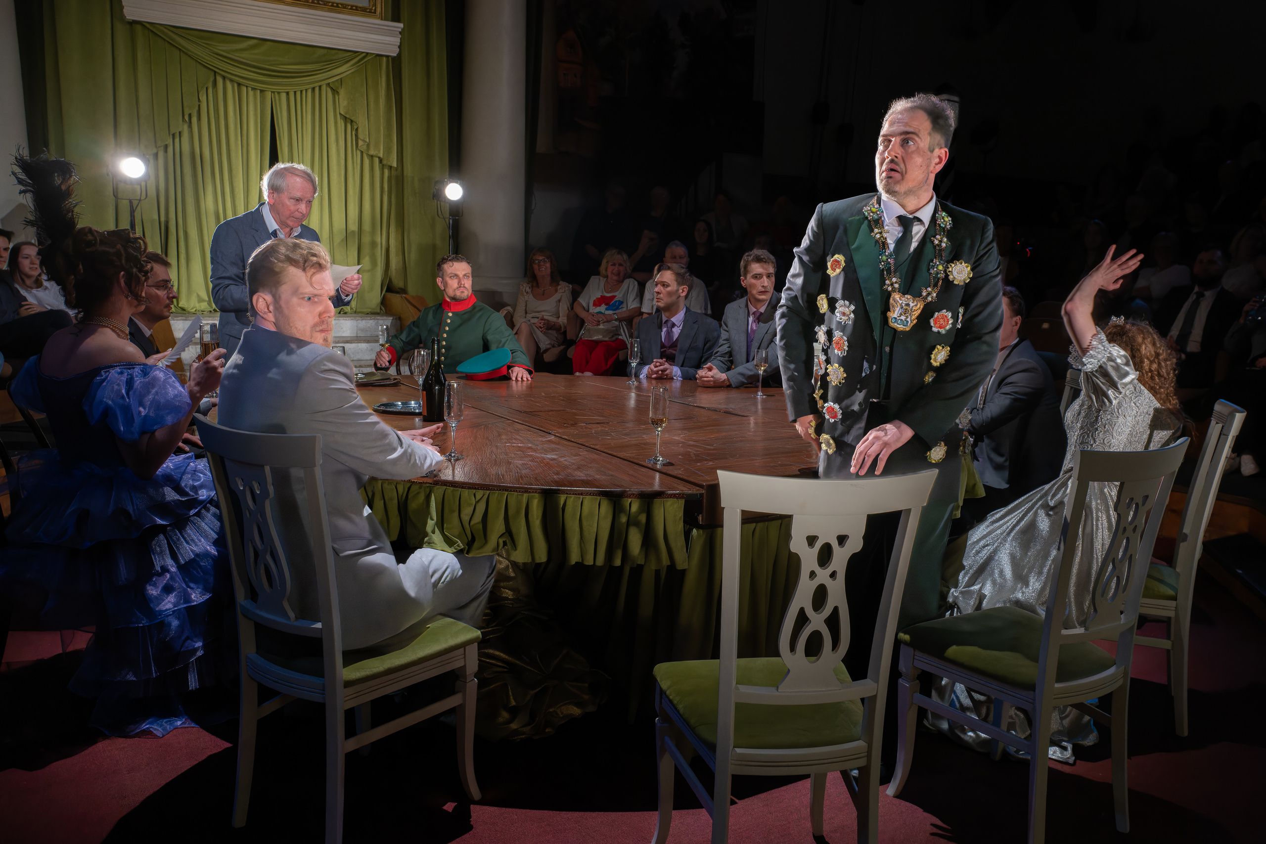 Театр Сфера: Ревизор. Сайт фотографа Сергея Абрамова