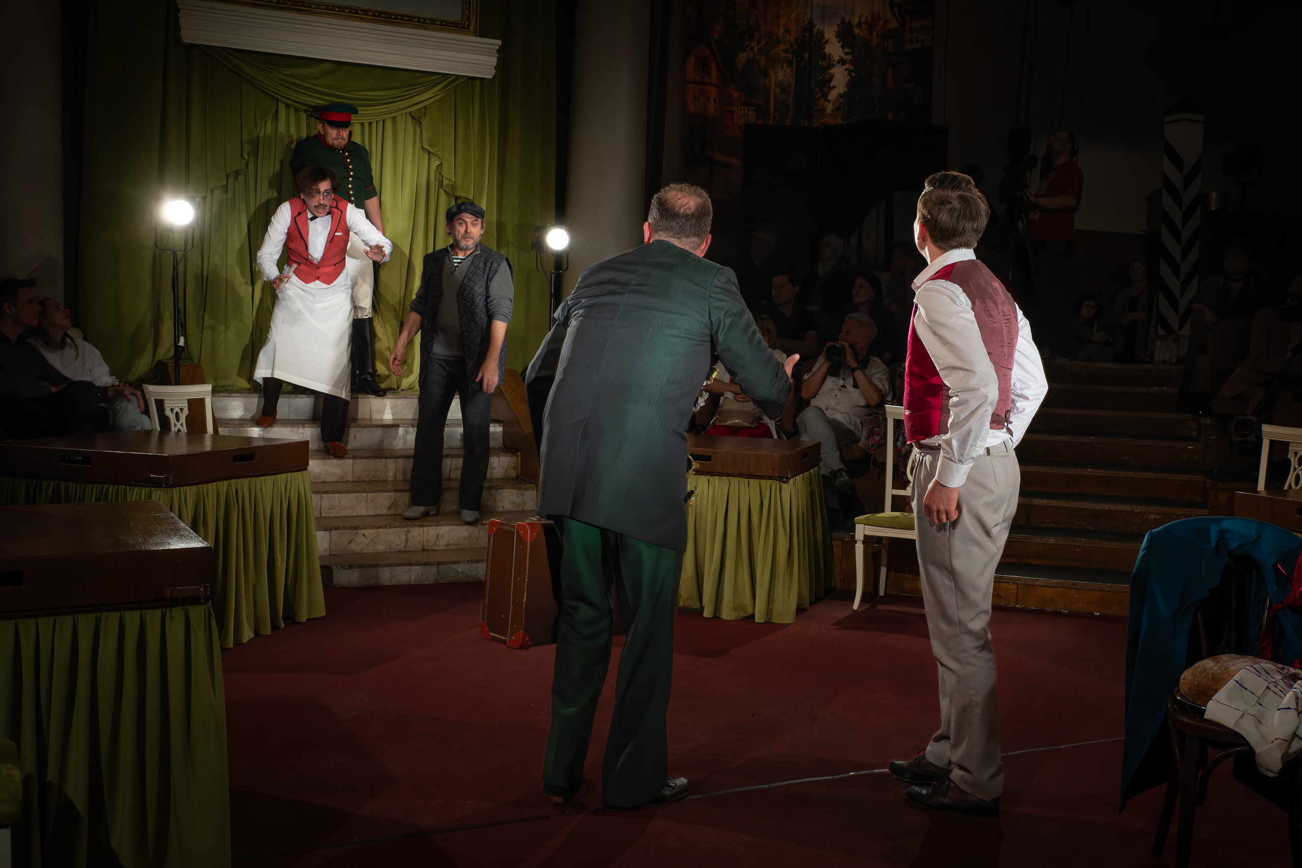 Театр Сфера: Ревизор. Сайт фотографа Сергея Абрамова