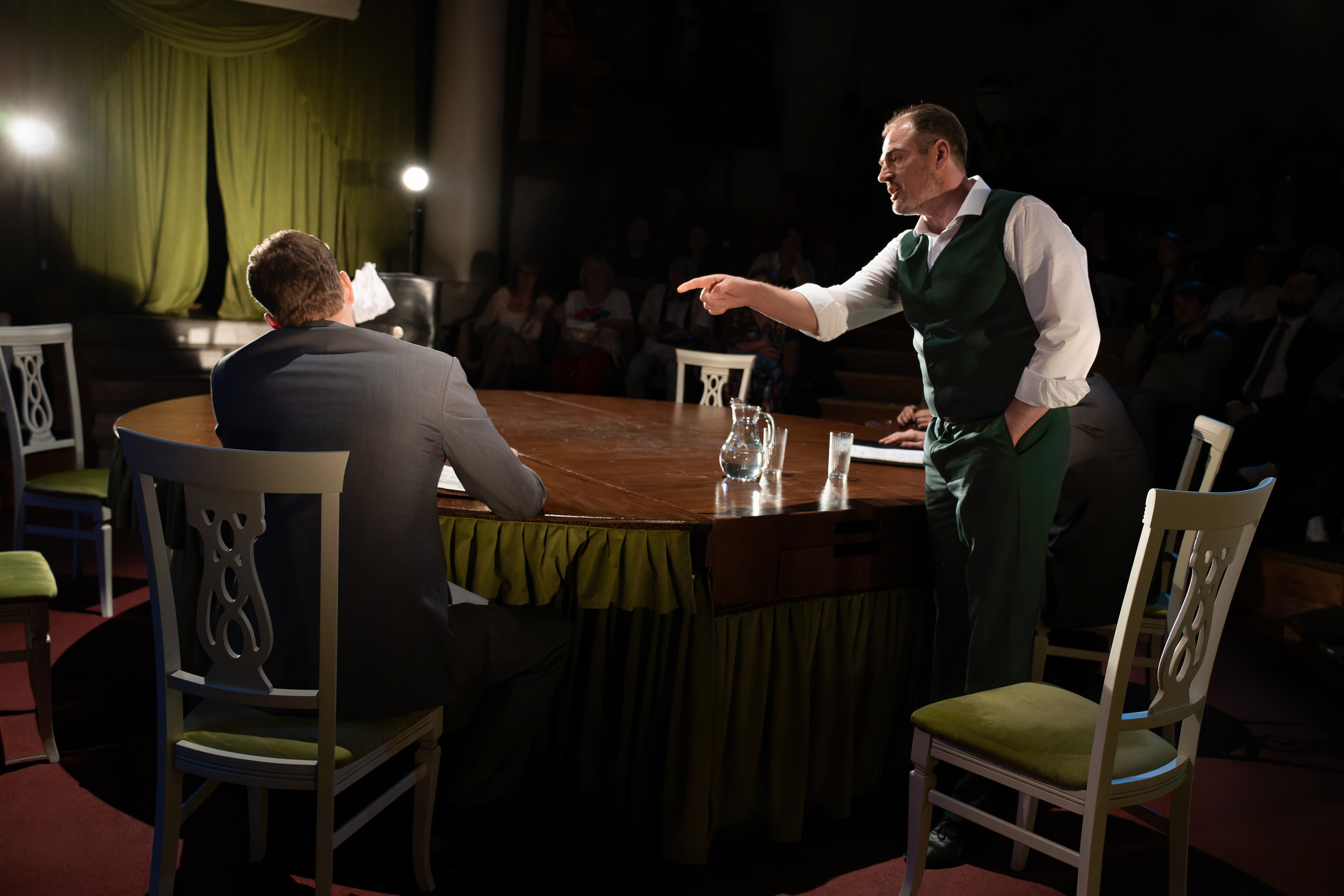 Театр Сфера: Ревизор. Сайт фотографа Сергея Абрамова