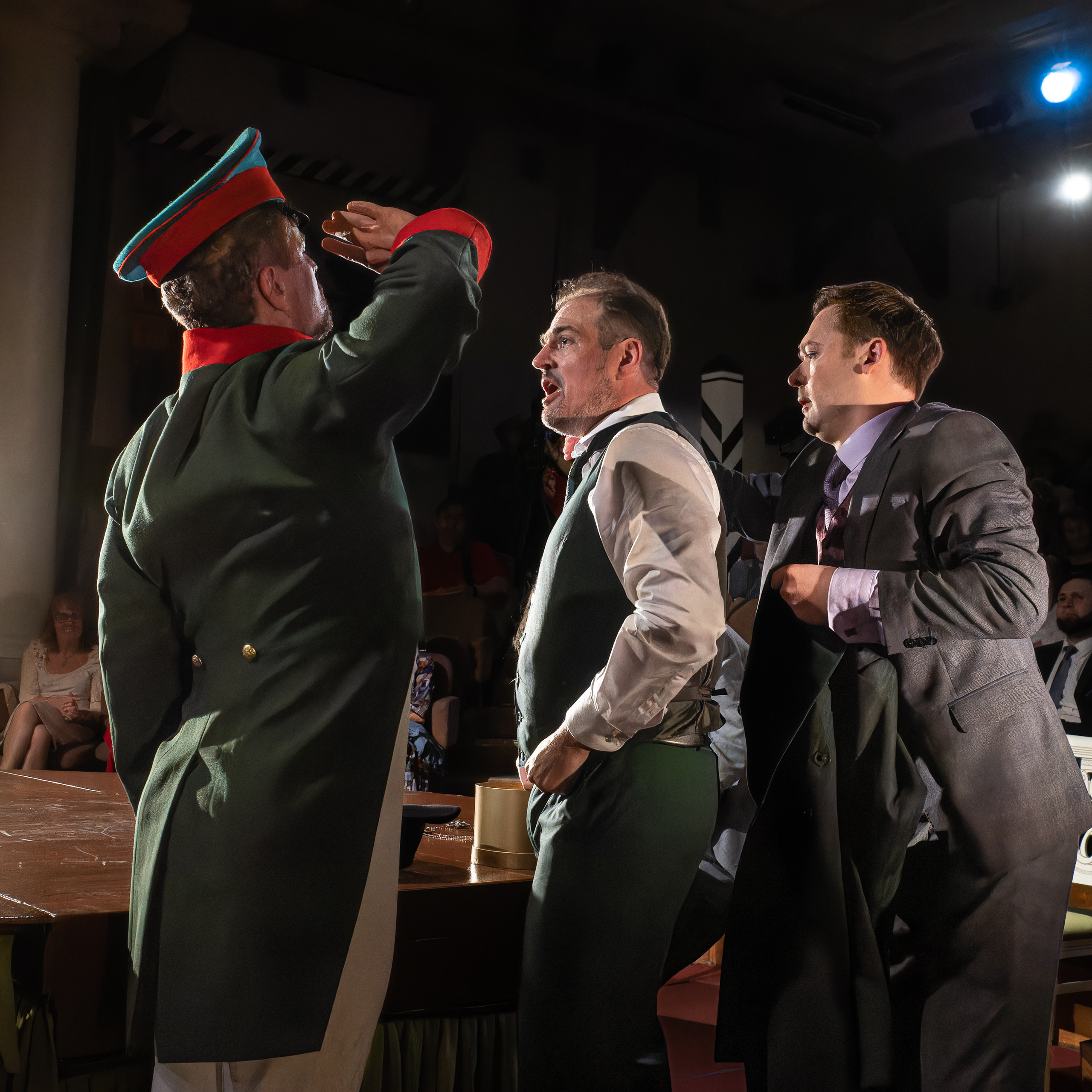 Театр Сфера: Ревизор. Сайт фотографа Сергея Абрамова