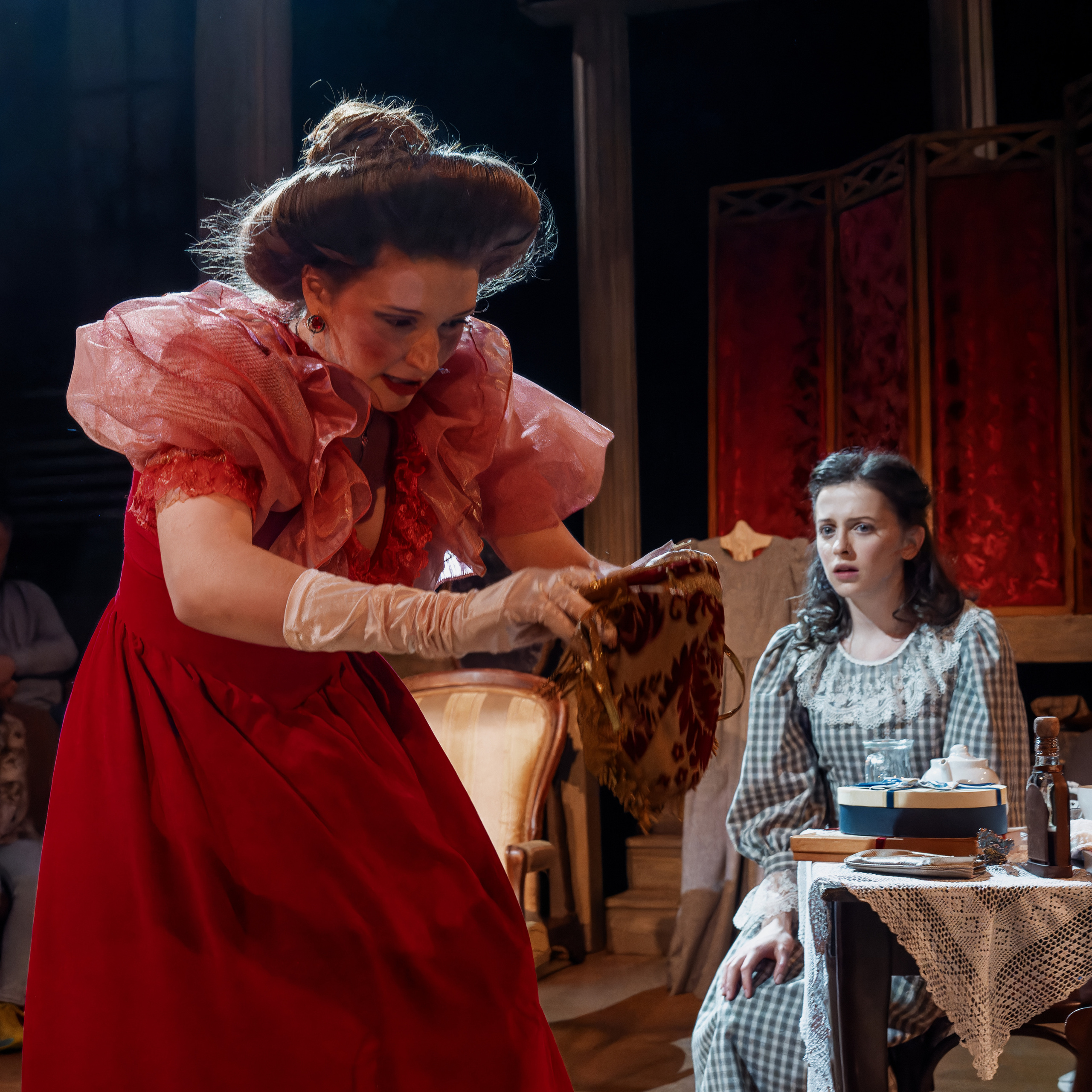 Театр Сфера: Без вины виноватые. Сайт фотографа Сергея Абрамова