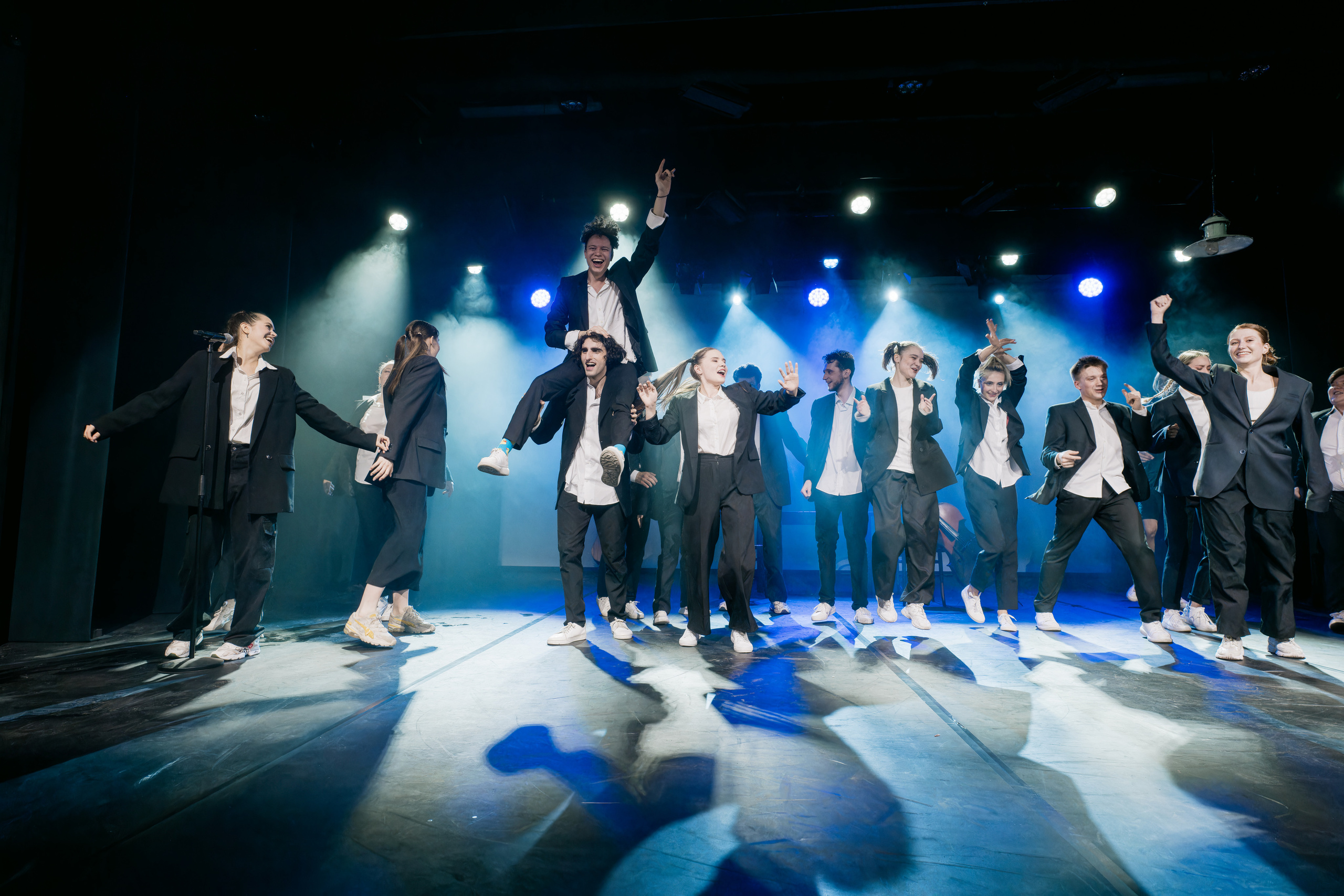 Гришаевцы: Вино из одуванчиков. Сайт фотографа Сергея Абрамова