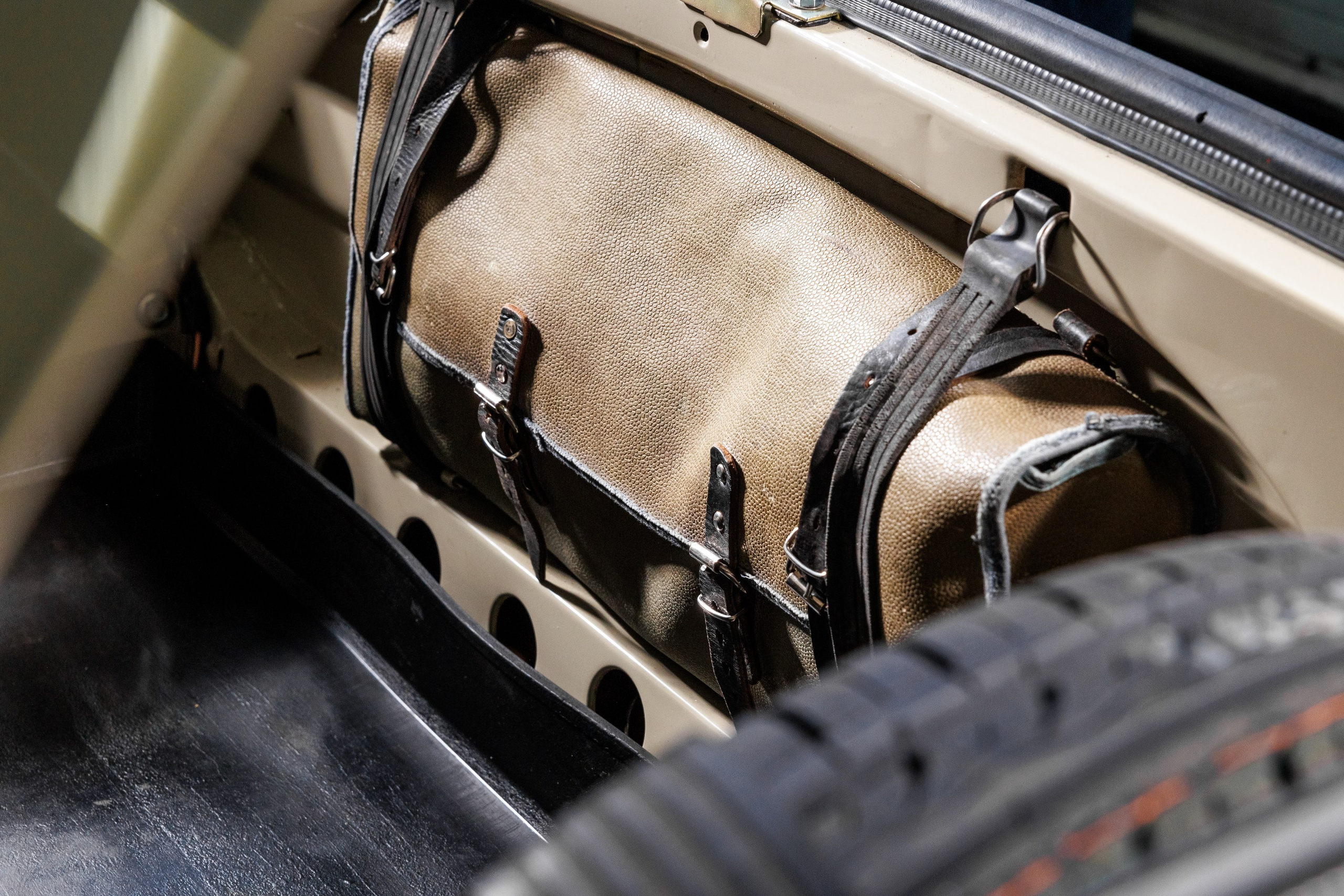 Автомобильная фотосъемка ВАЗ 2101 после реставрации в Бюро "Наследие"