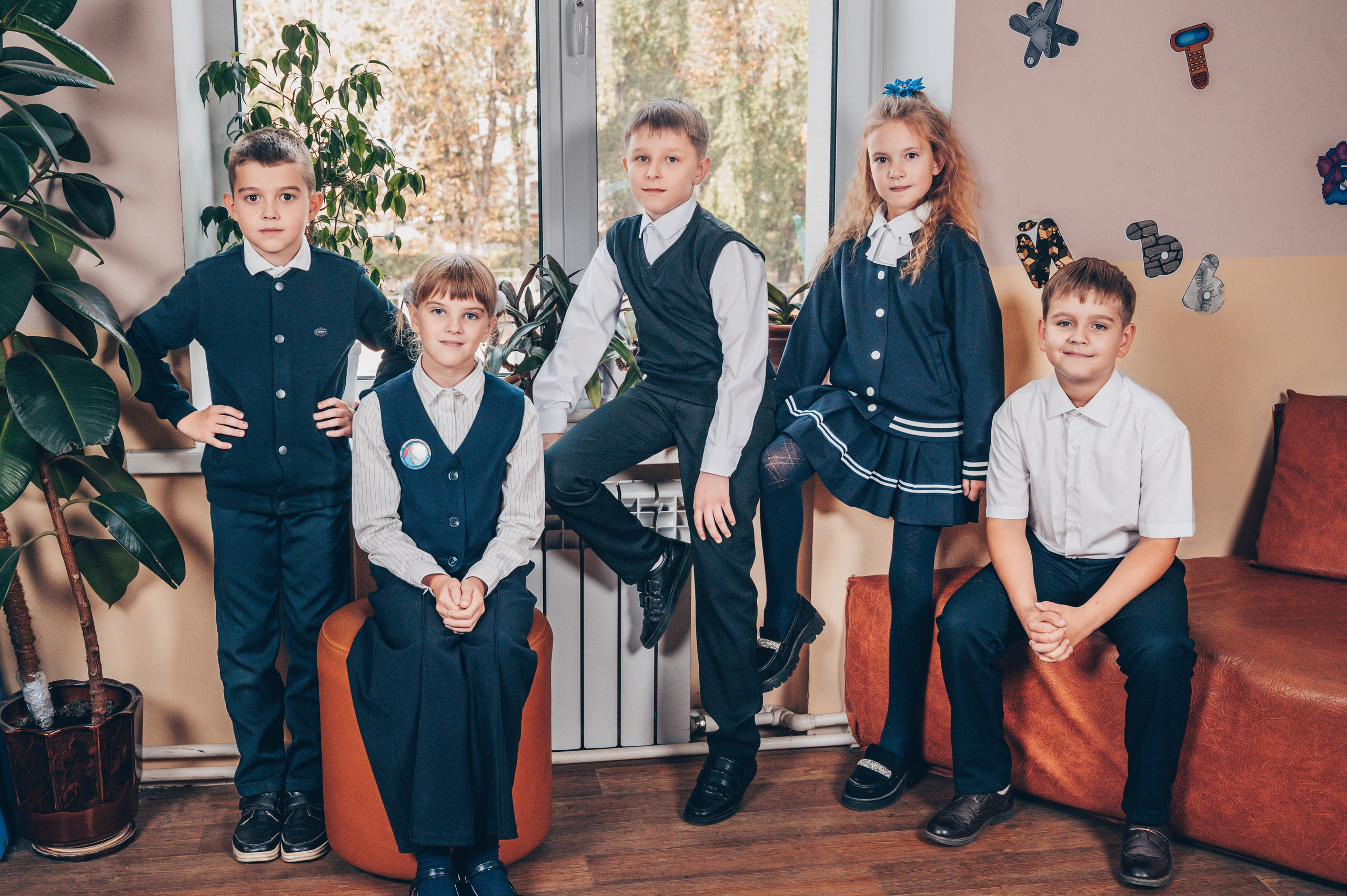 1-4 классы. Выпускные альбомы и Школьный фотограф в Алексеевке, Бирюче, Красном