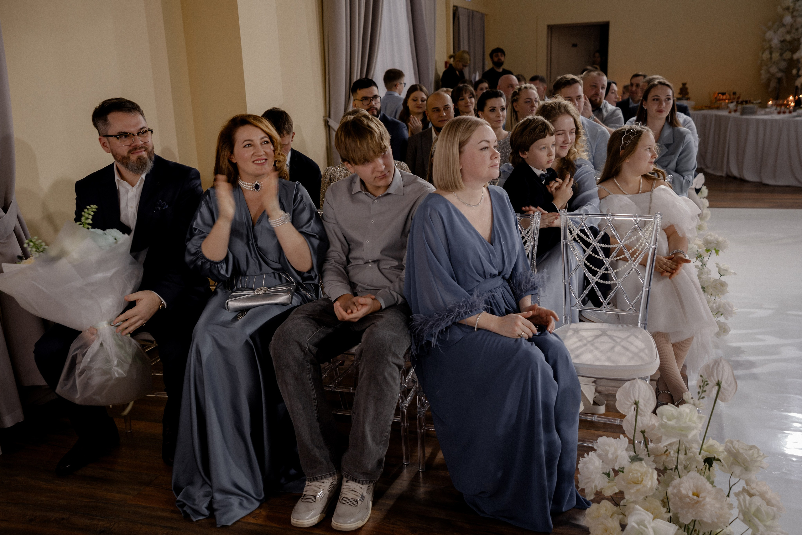 СВАДЕБНАЯ СЬЕМКА СБОРОВ В ОТЕЛЕ И ВЫЕЗД НА ЦЕРЕМОНИЮ (СНЯТО В СИБИРЕ В НИЖНЕВАРТОВСКЕ). Профессиональный фотограф, Санкт-Петербург — Виктория Богомолова