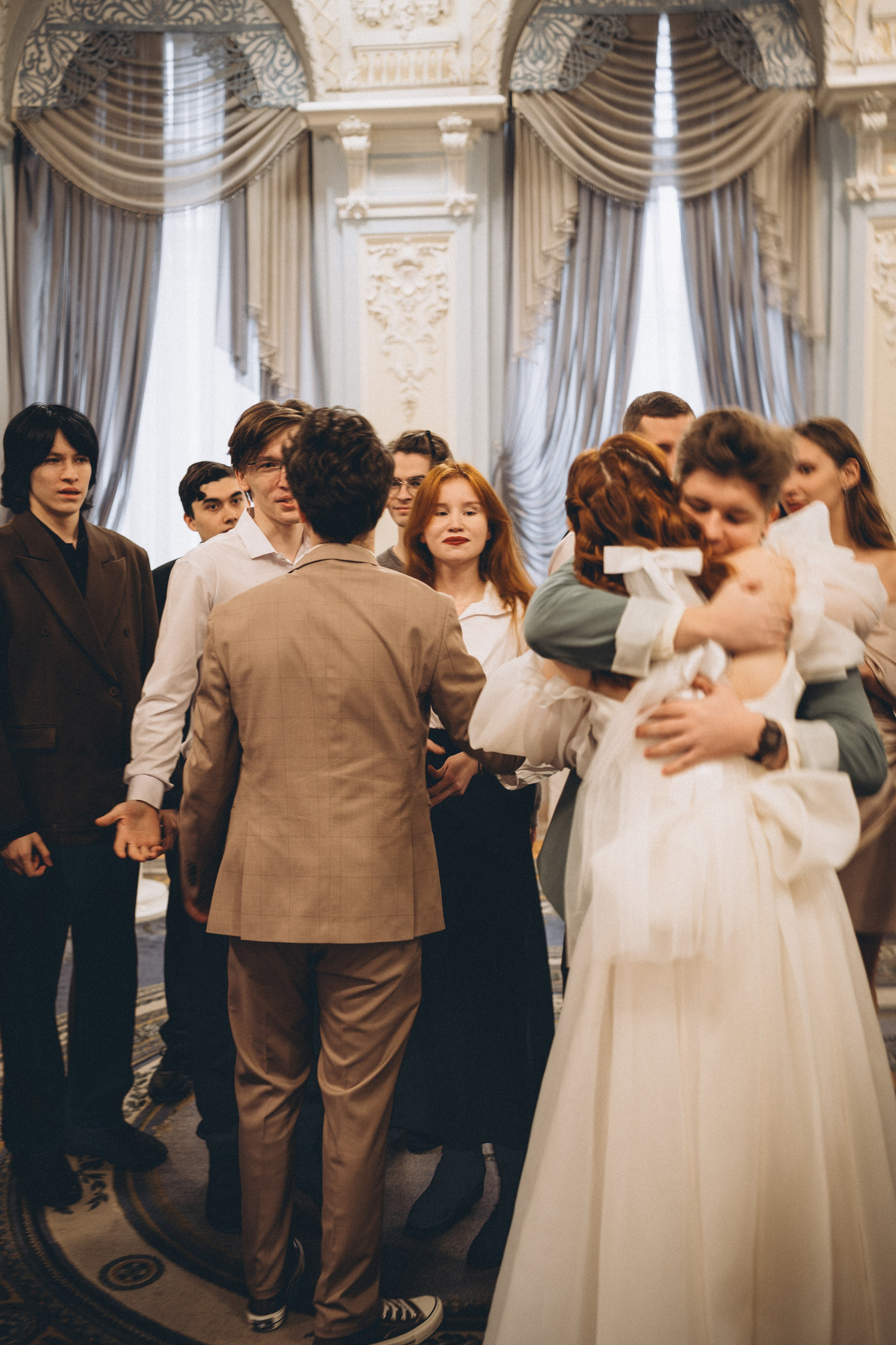 СВАДЕБНАЯ СЬЕМКА ВО ВТОРОМ ДВОРЦЕ С ГОСТЯМИ И ПРОГУЛКА В ТАВРИЧЕСКОМ САДУ. Профессиональный фотограф, Санкт-Петербург — Виктория Богомолова