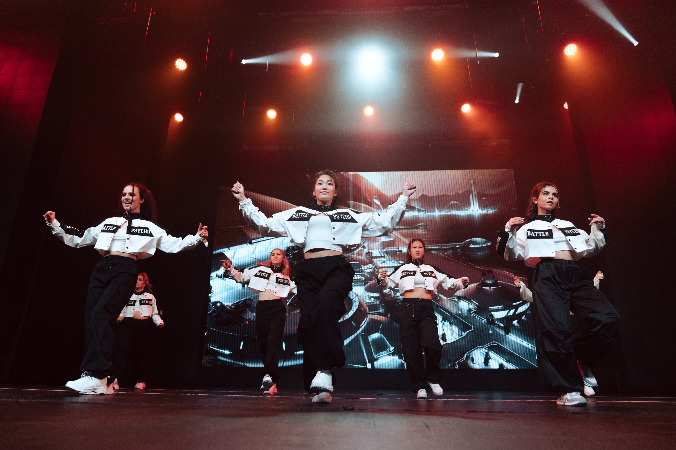 Отчетный концерт танцевальной школы L.A. Хабаровска