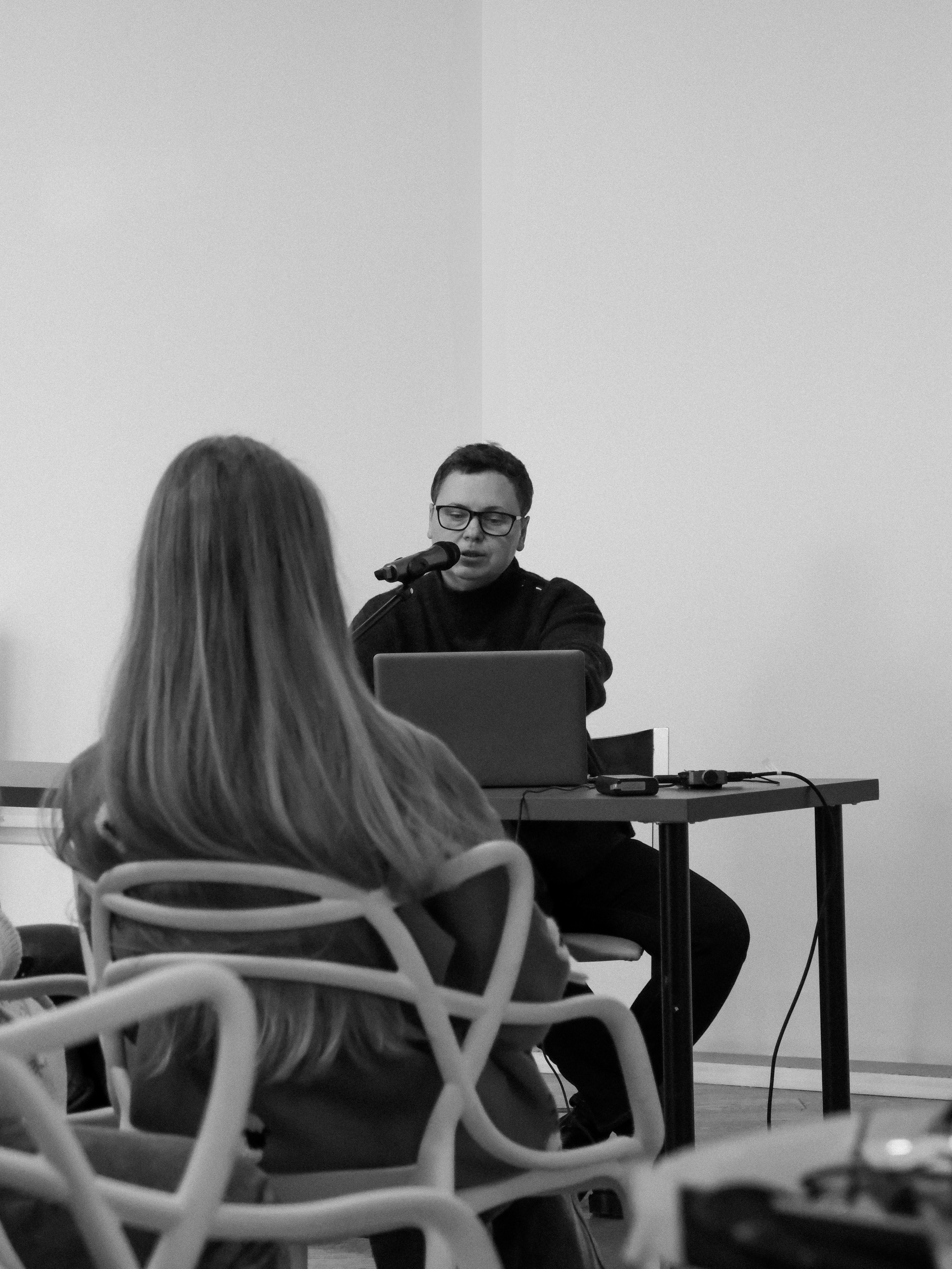 Прогулка с архитектором на диване: жилой комплекс «Садовые кварталы». Михаил Мулач | Архитектурный фотограф