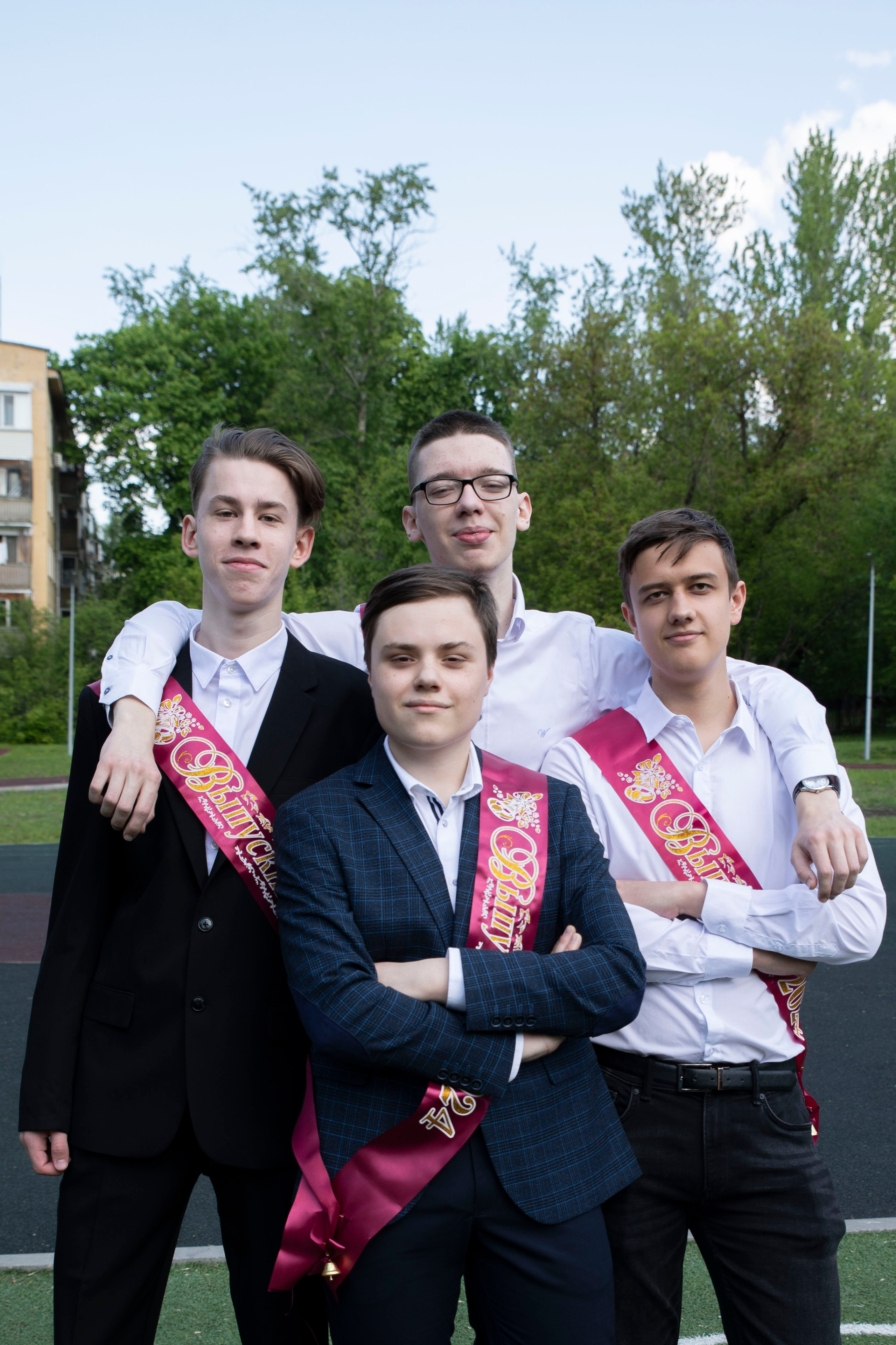 Последний звонок Школа Баренбаума 1517. Фотограф в Москве Яна Полосина