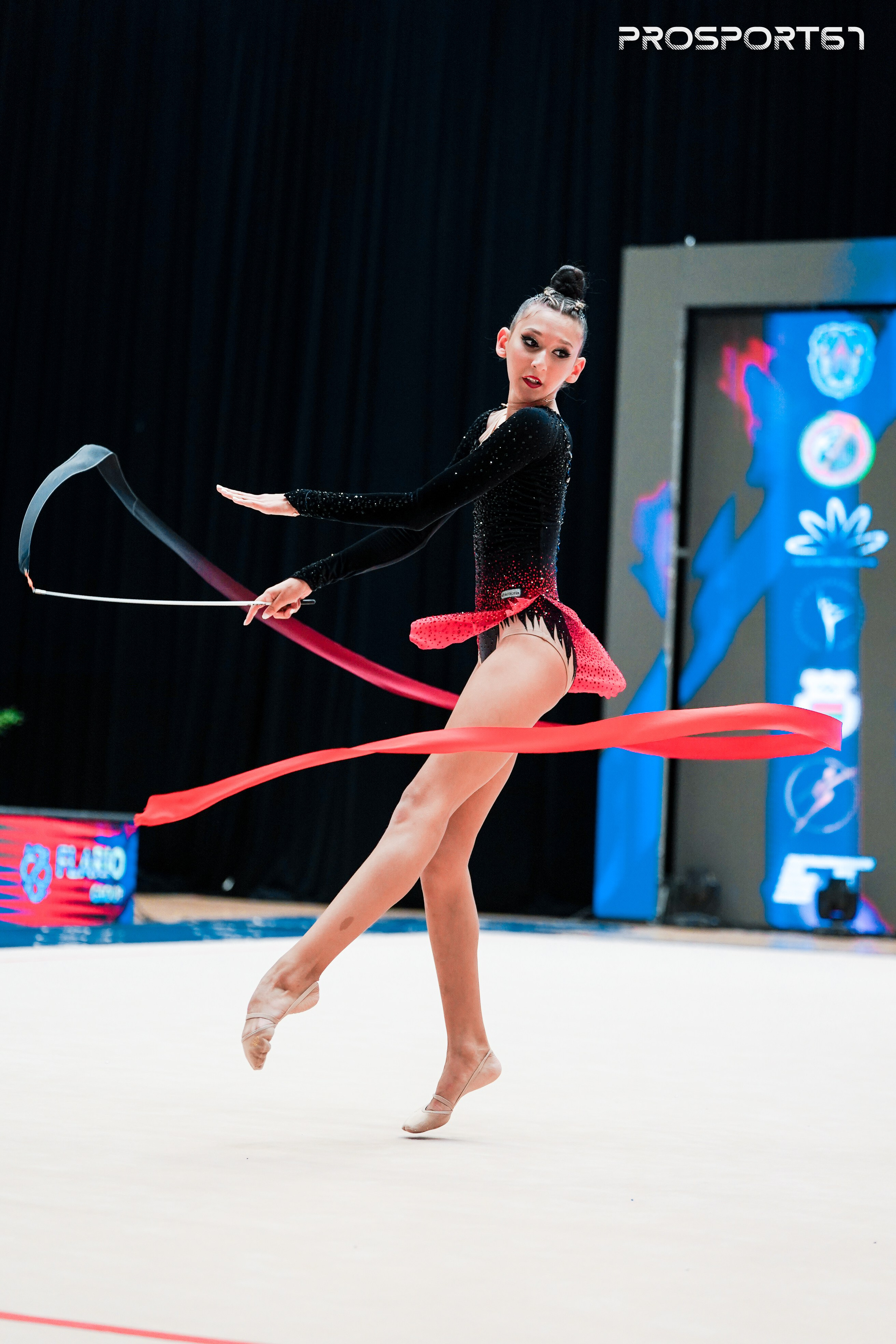 Николь Римарачин Диас. Хрустальная роза 2025 г.Минск. Спортивный фотограф Олег Медведев | prosport67 | Смоленск