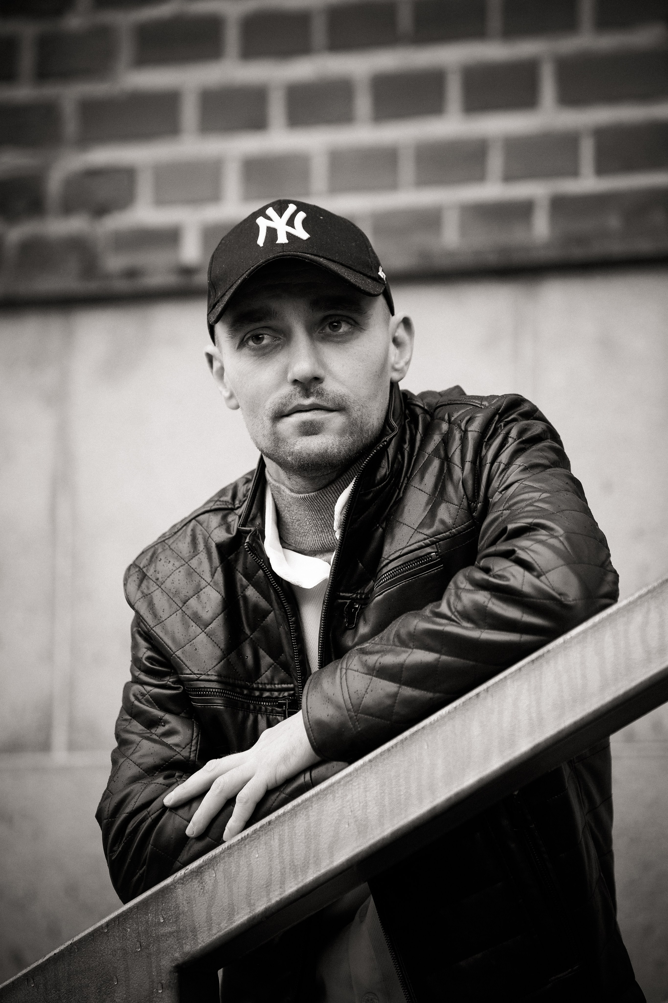 Мужская фотосессия на улице. Свадебный и семейный фотограф в Москве и Подмосковье Лариса Козлова