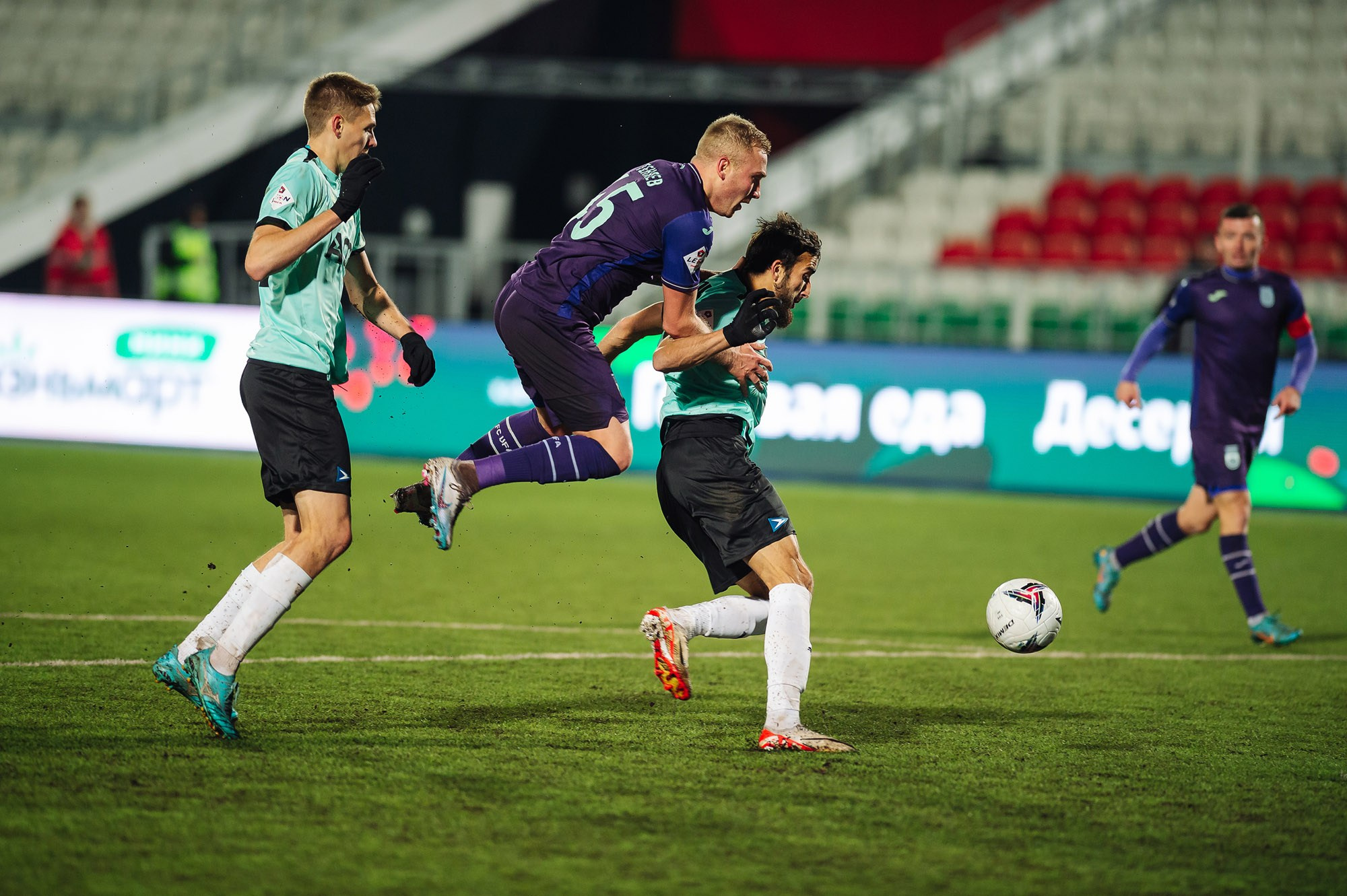 ⚽LEON-Вторая Лига А. 18 тур. «Уфа» — ФК «Чайка». Спортивный фотограф в Уфе Евгений Буров
