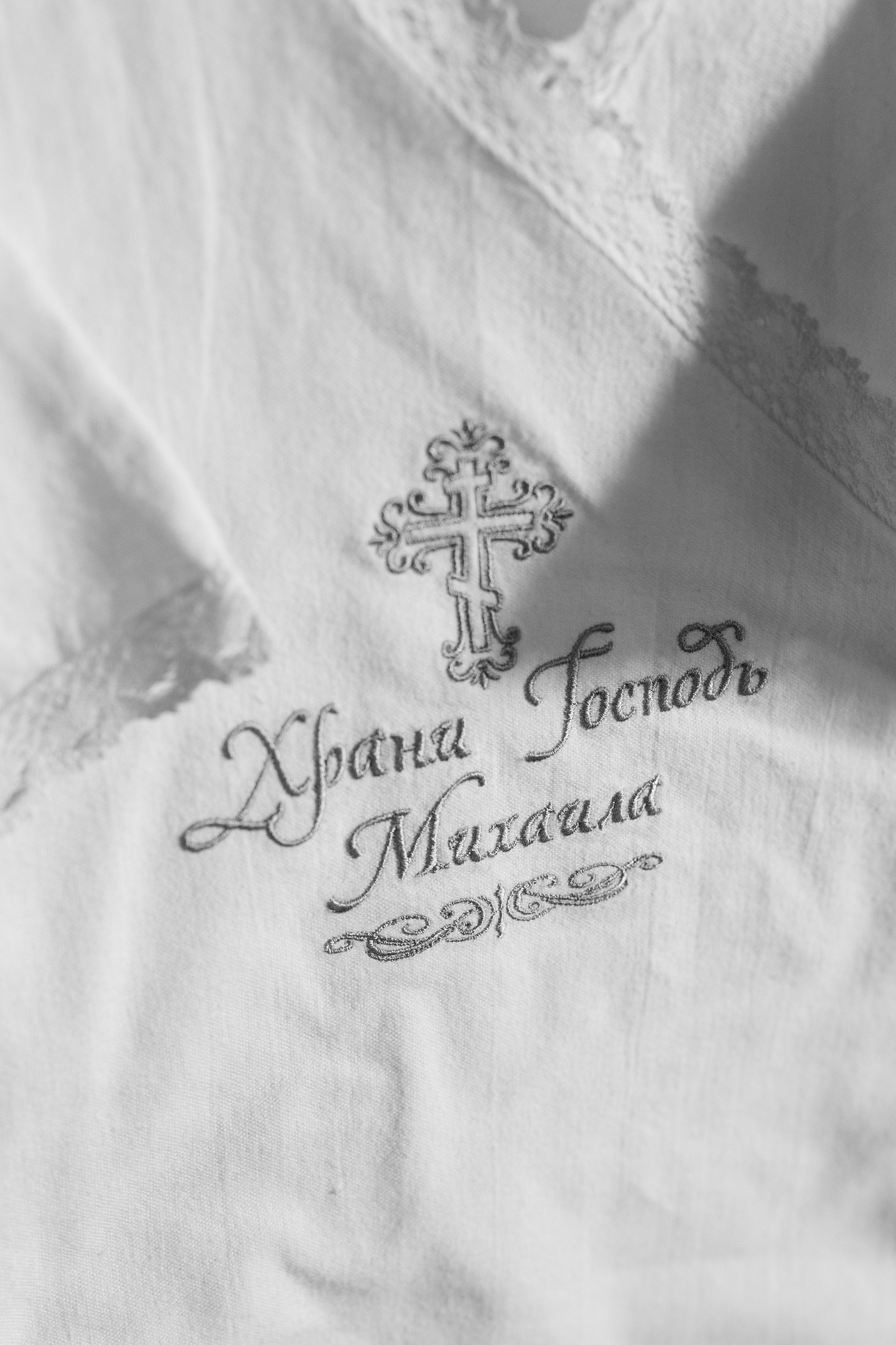 Крещение Михаила в Николаевской церкви. Анастасия Безуглова- свадебный фотограф в Таганроге