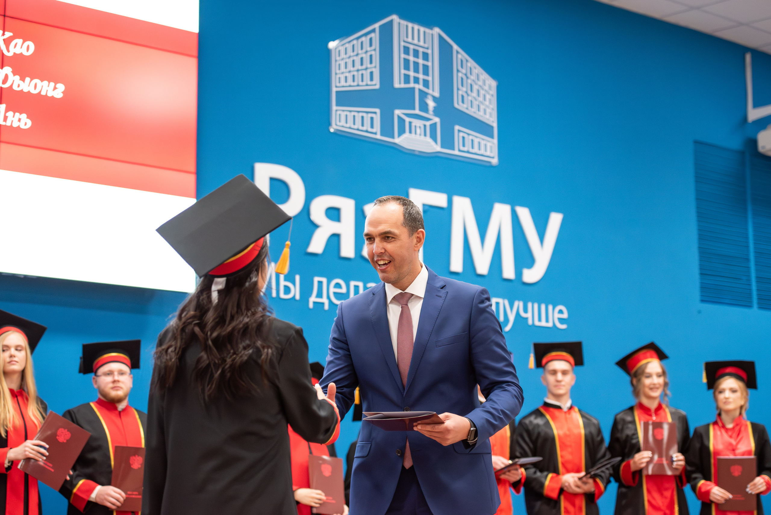 Выпускные высших учебных заведений. Свадебный и репортажный фотограф