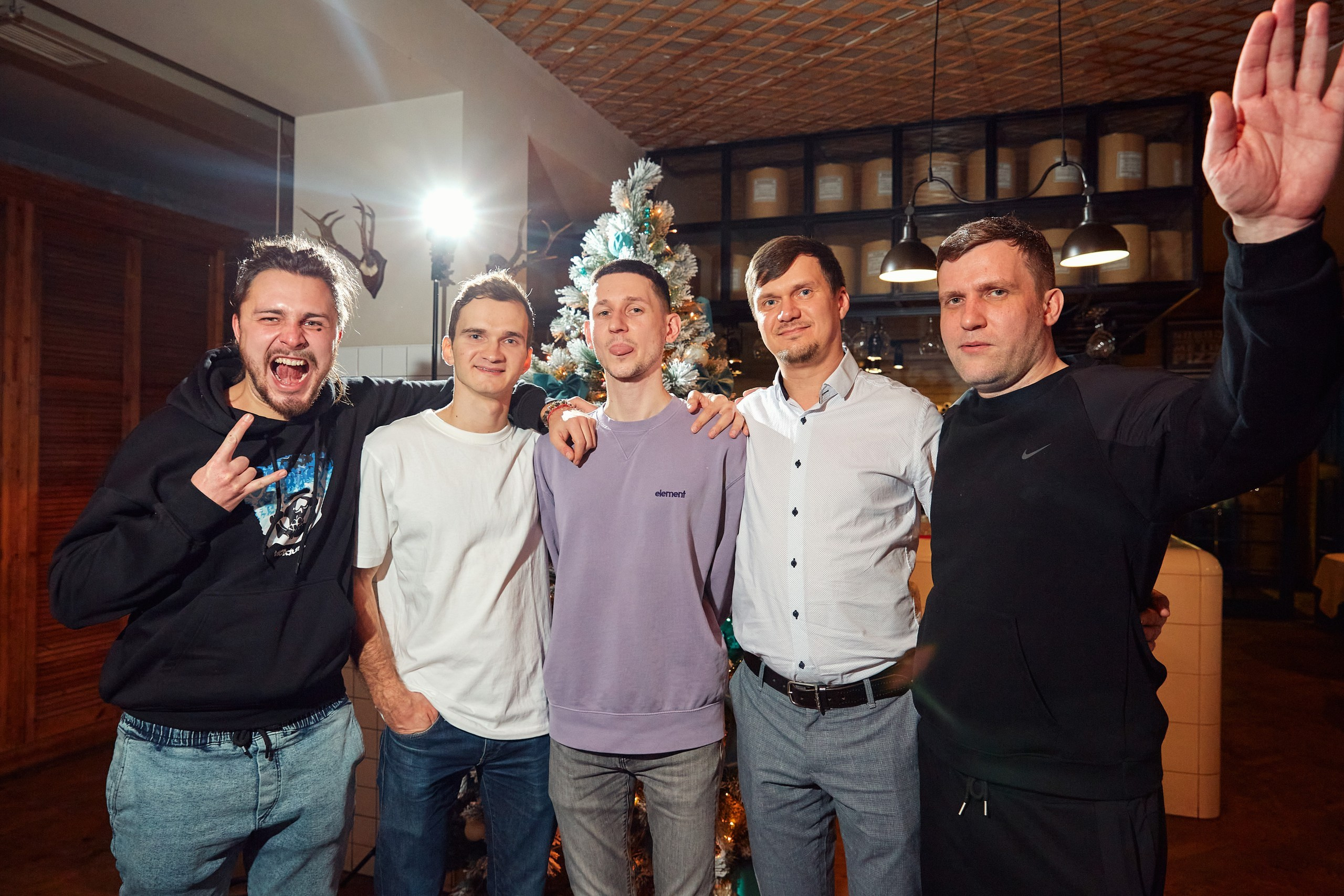 Компании Miraitech-Mavstech / Ресторан MUKKA. Антон Артюшин, портретный фотограф. Москва