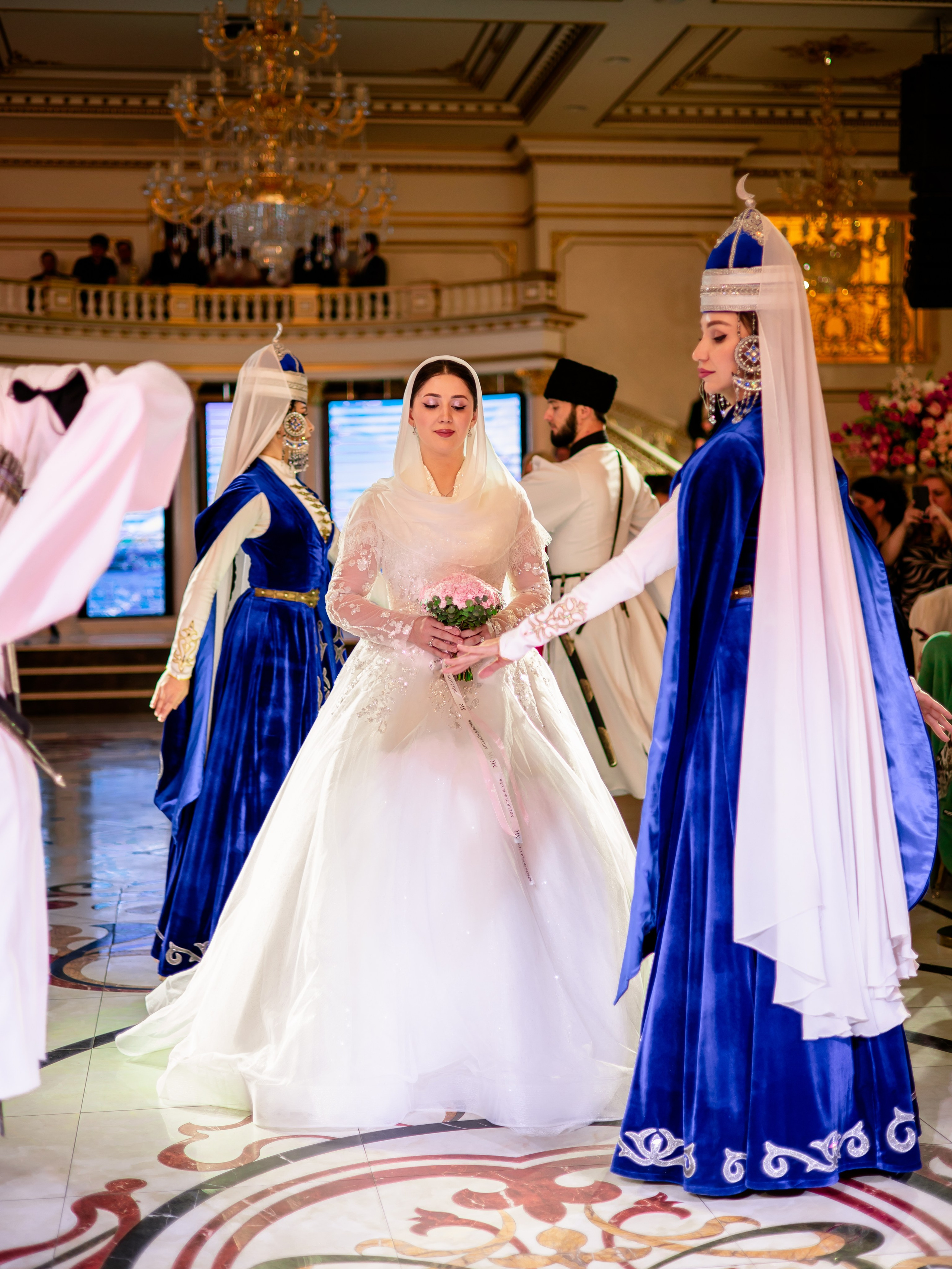 Свадебные фотосессии. Свадебный и семейный фотограф | SVET.photo