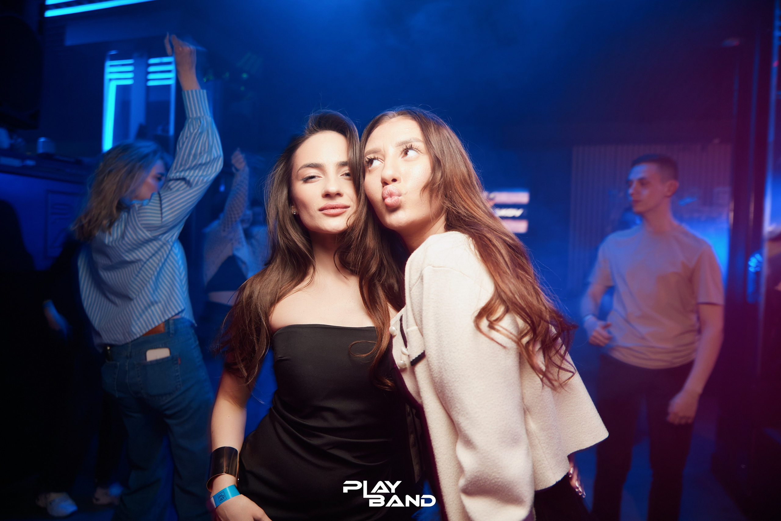 PLAY. Фотограф и видеограф в Кургане Леонид Корнильев