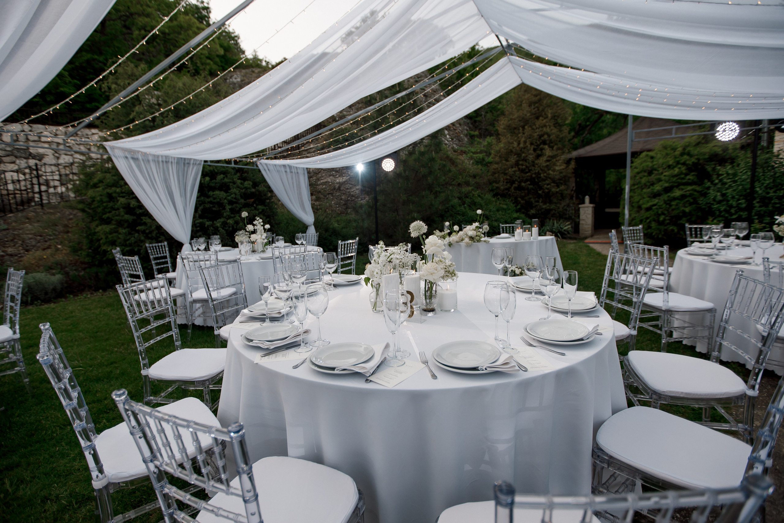 Денис и Алина. Белый замок. Фотограф Анна Лейман. Севастополь