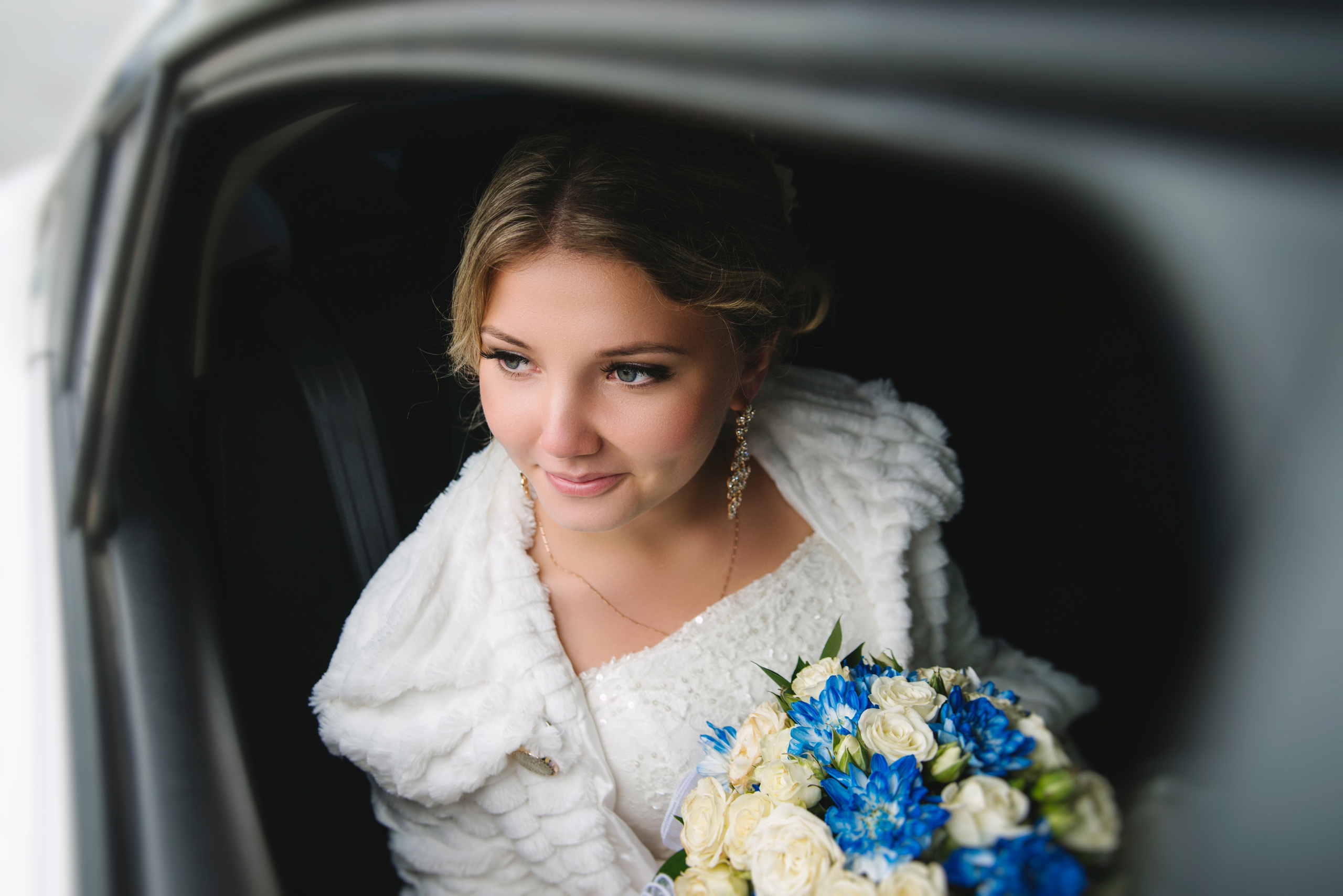 Свадебная Фотосессия в г. казани | Фотограф на Свадьбу в г. Казани Фотограф Садег Азарми тел. +79172288430 ✔ Сборы невесты и жениха✔ Утро невесты (детали, эмоции, подготовка)✔ Репортажная съёмка ЗАГСа и выездной регистрации✔ Свадебная прогулка✔ Фотосъёмка банкета и вечеринки✔ Креативные и тематические свадьбы✔ Свадьба на природе (лайфстайл)✔ Девичники и мальчишники