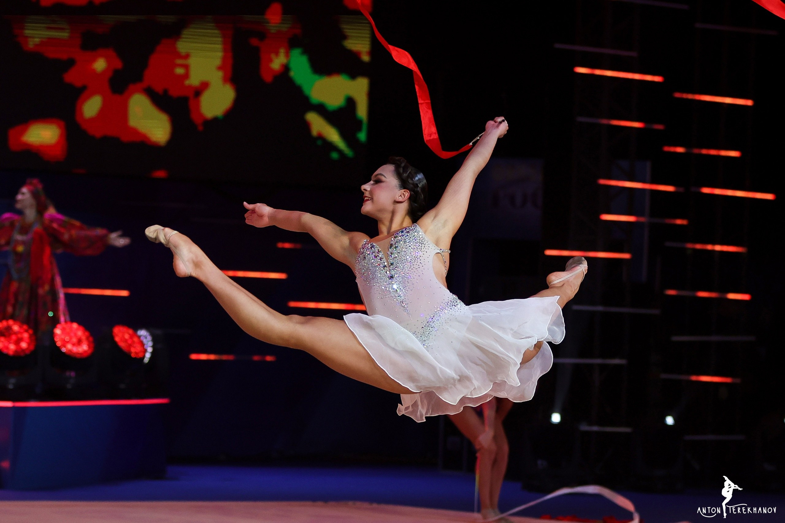 Концерт ко Дню Матери СК «Юбилейный» 27 ноября 2022. Спортивный и репортажный фотограф Антон Тереханов