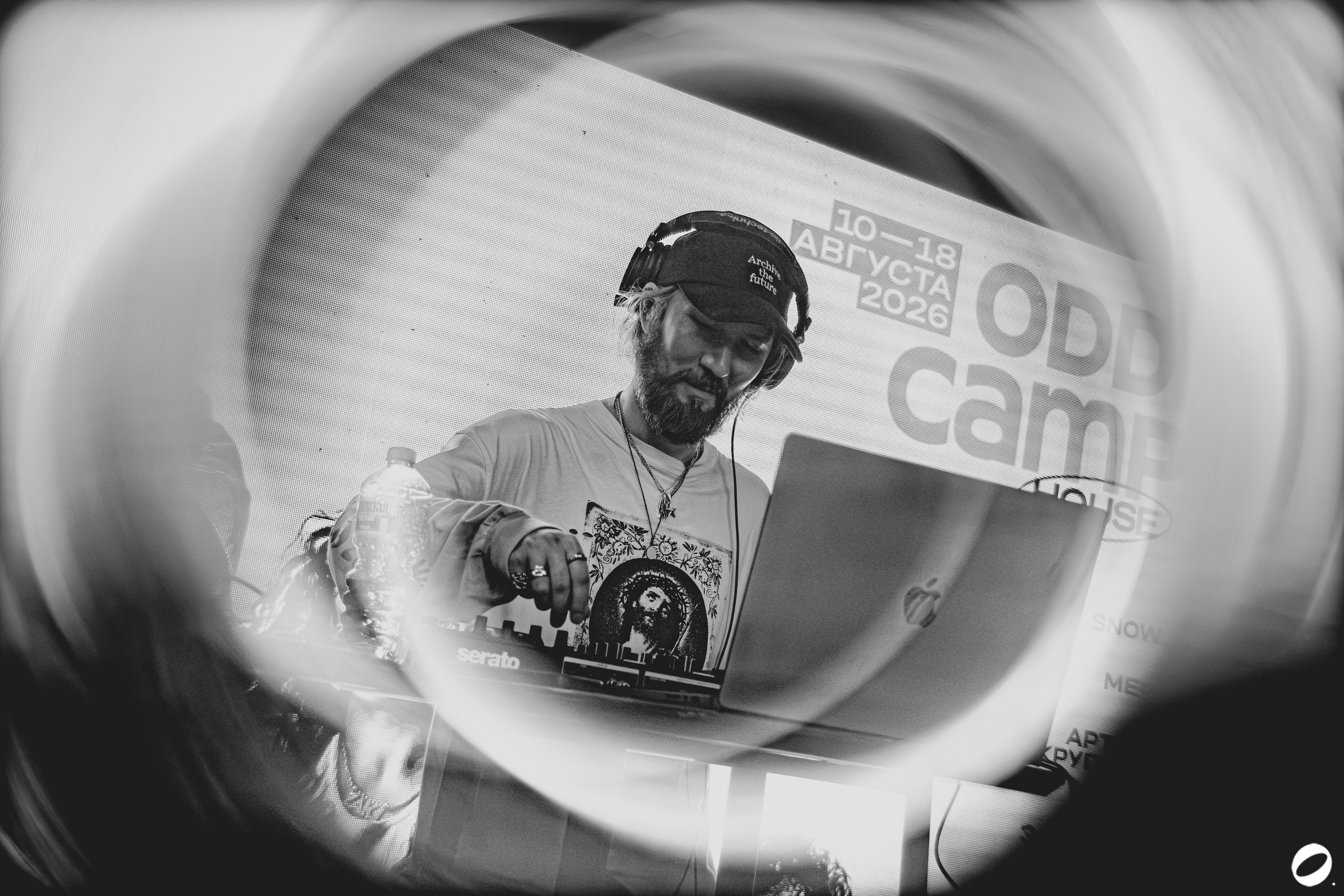 ODD.CLUB 04/04 (@youlovebu). Соня бу тебя сфоткала