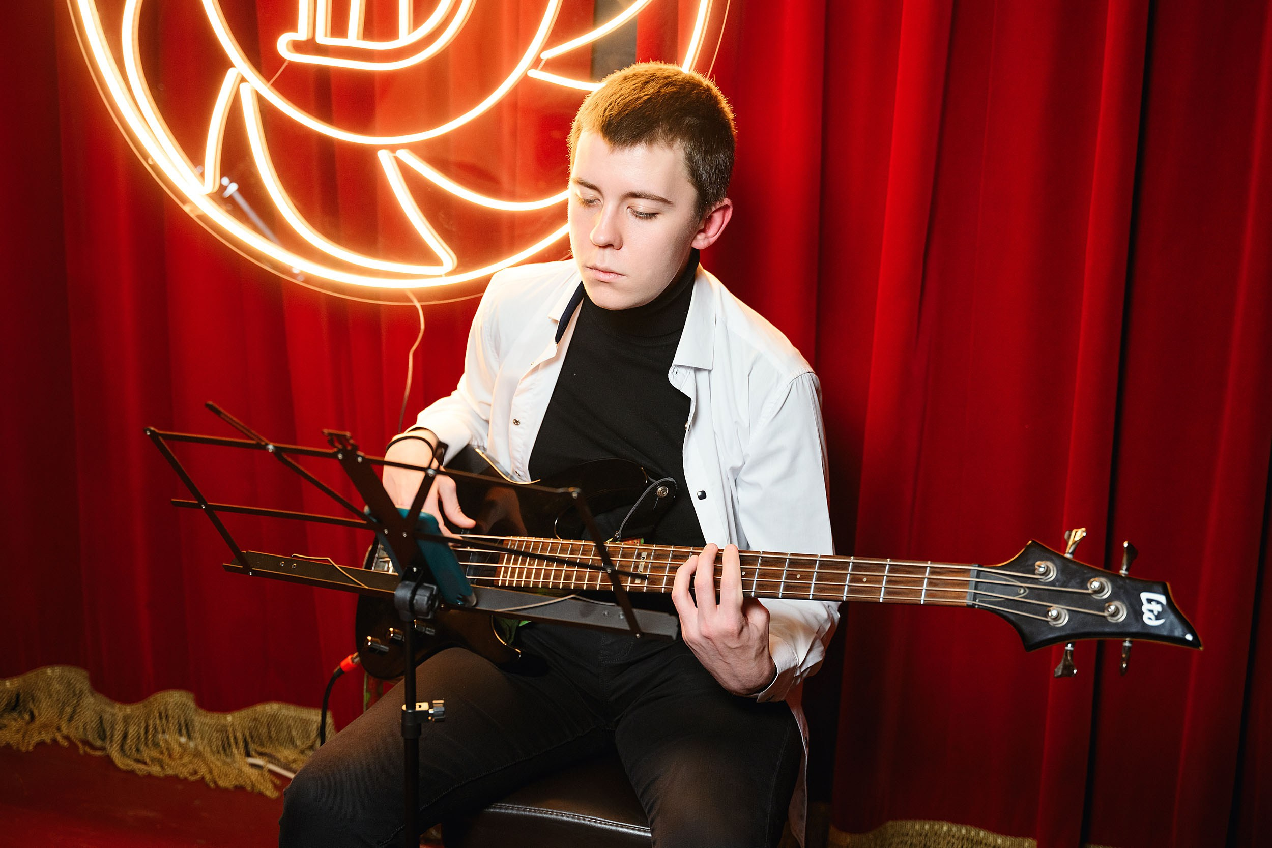 Фоторепортаж из бара Dreadnought. One Media Life: фоторепортажи, фотоотчеты с мероприятий и заведений