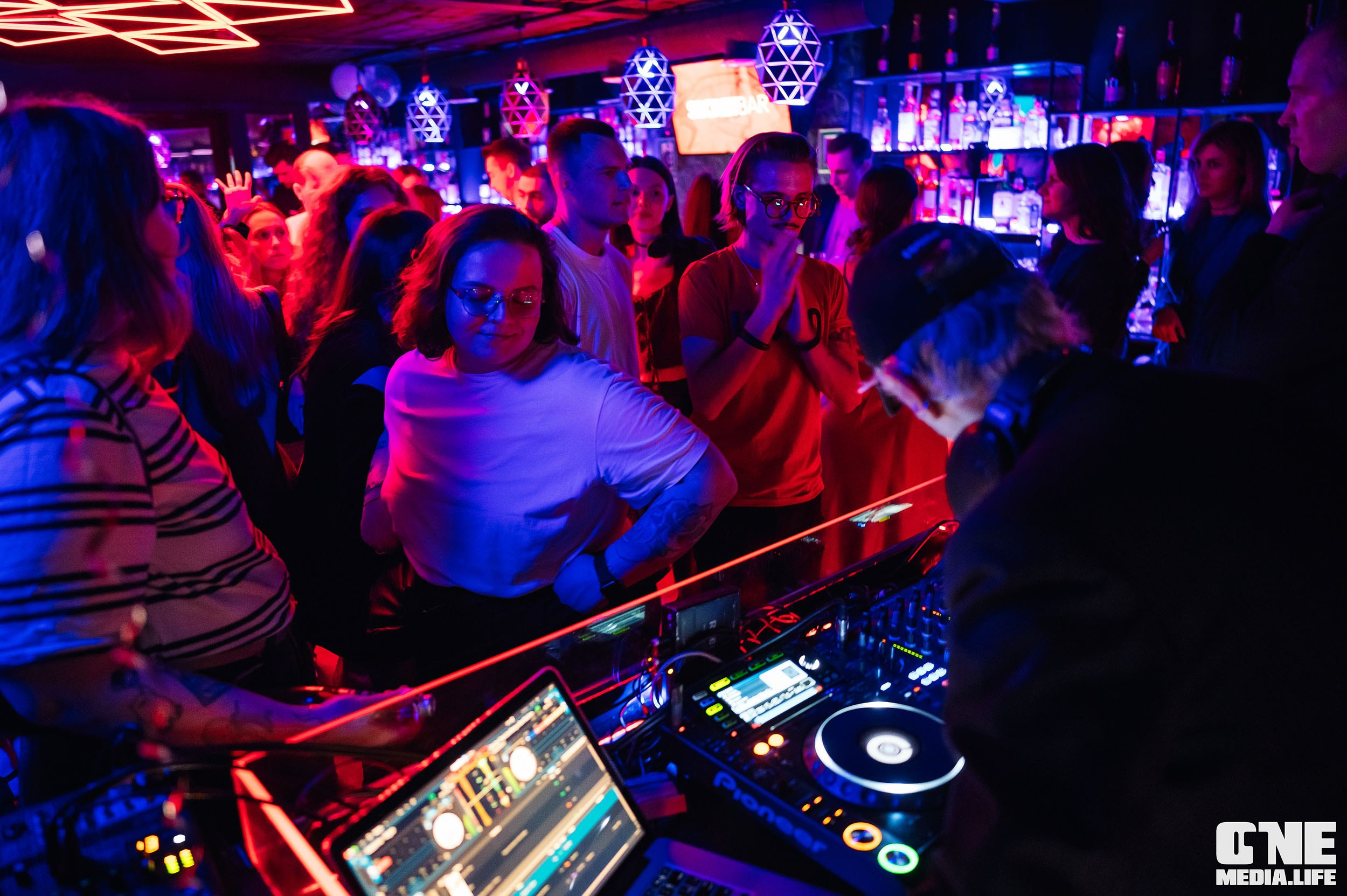 День Рождения SECRET.BARa. One Media Life: фоторепортажи, фотоотчеты с мероприятий и заведений