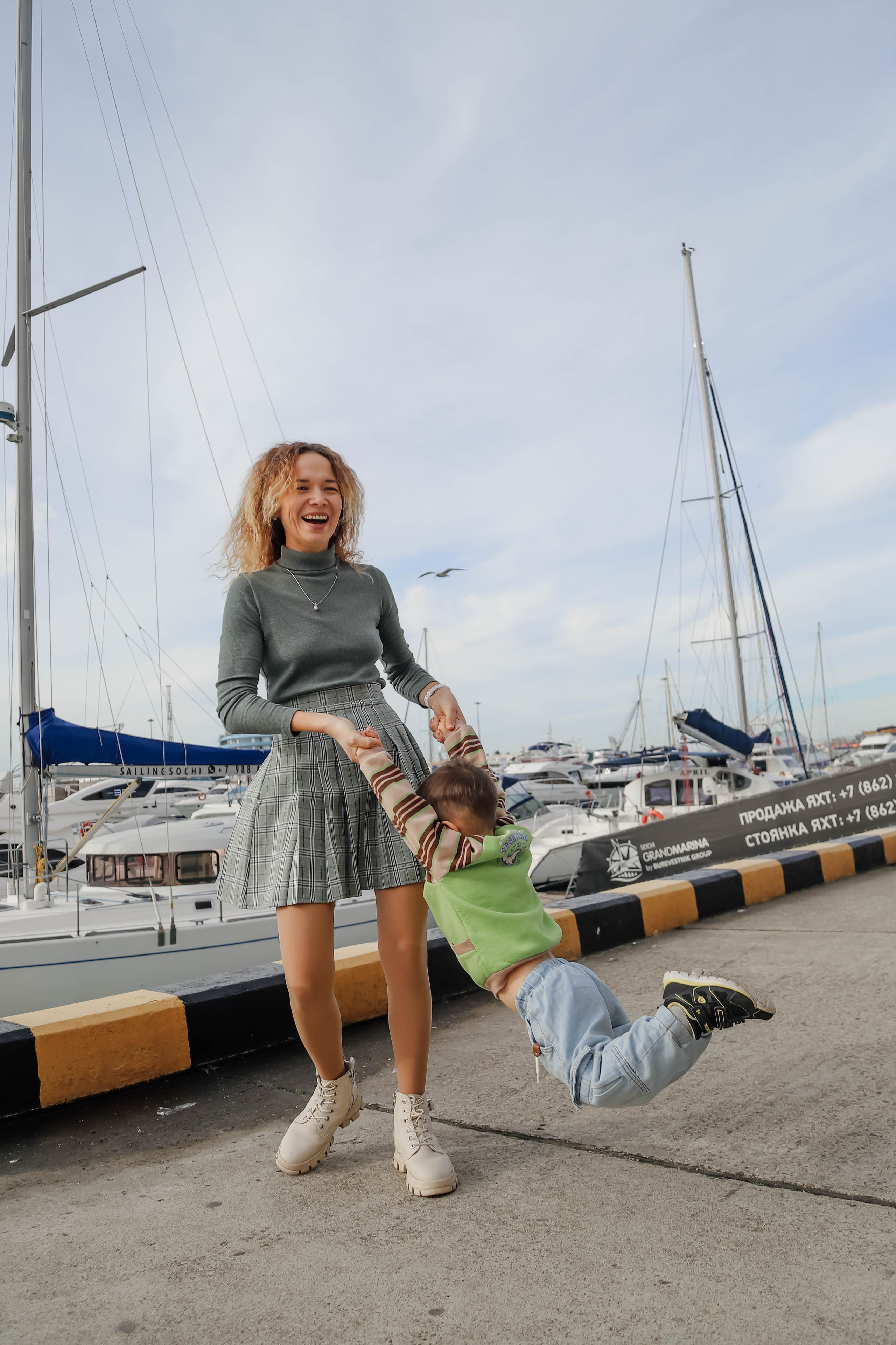 Аделина с семьей. Свадебный, семейный, детский фотограф в Сочи Виолетта Александрова