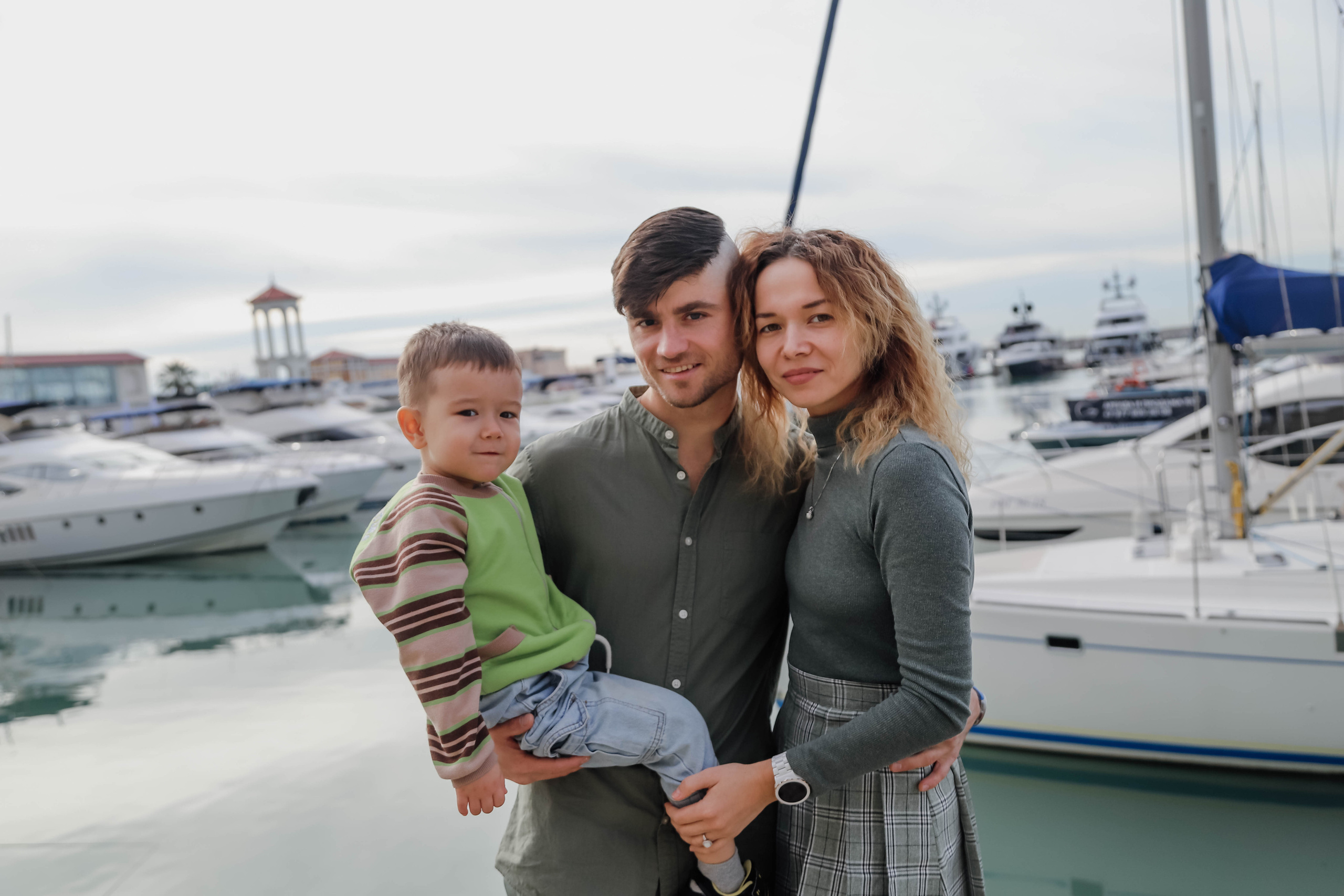 Аделина с семьей. Свадебный, семейный, детский фотограф в Сочи Виолетта Александрова