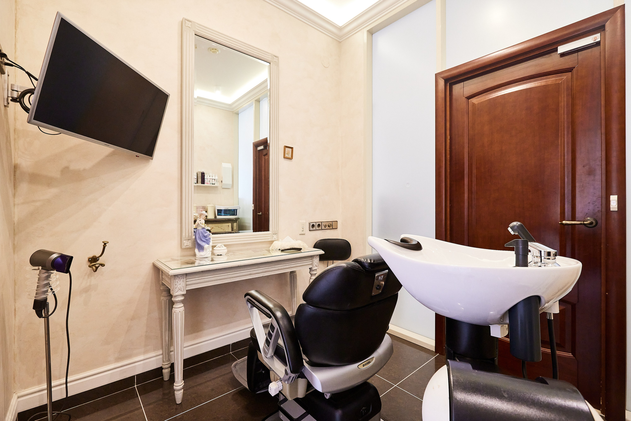 Дом красоты и эстетики Aristel. Фотограф Анастасия Леонтьева Санкт-Петербург