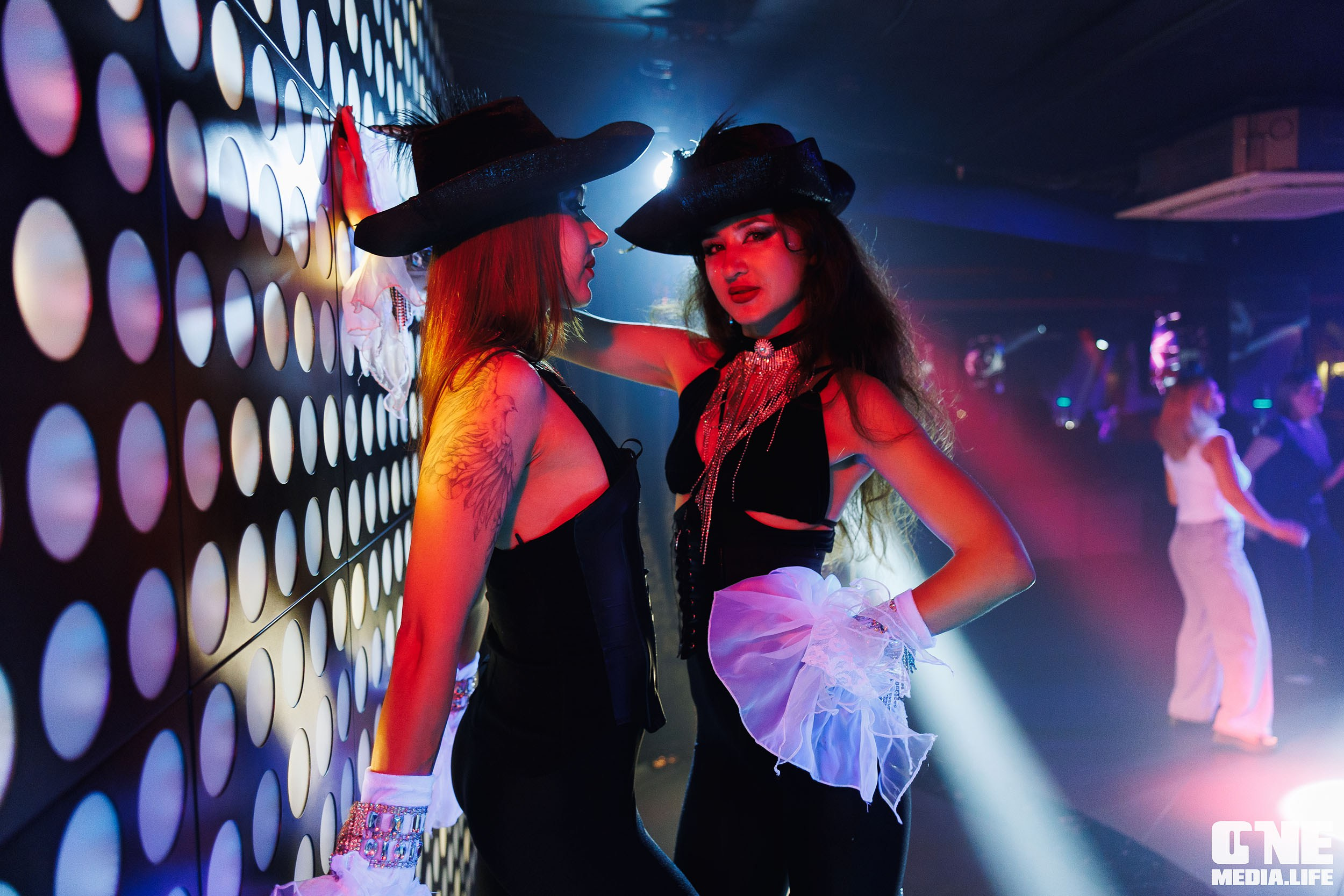 Фоторепортаж из караоке-клуба Эйфория. One Media Life: фоторепортажи, фотоотчеты с мероприятий и заведений