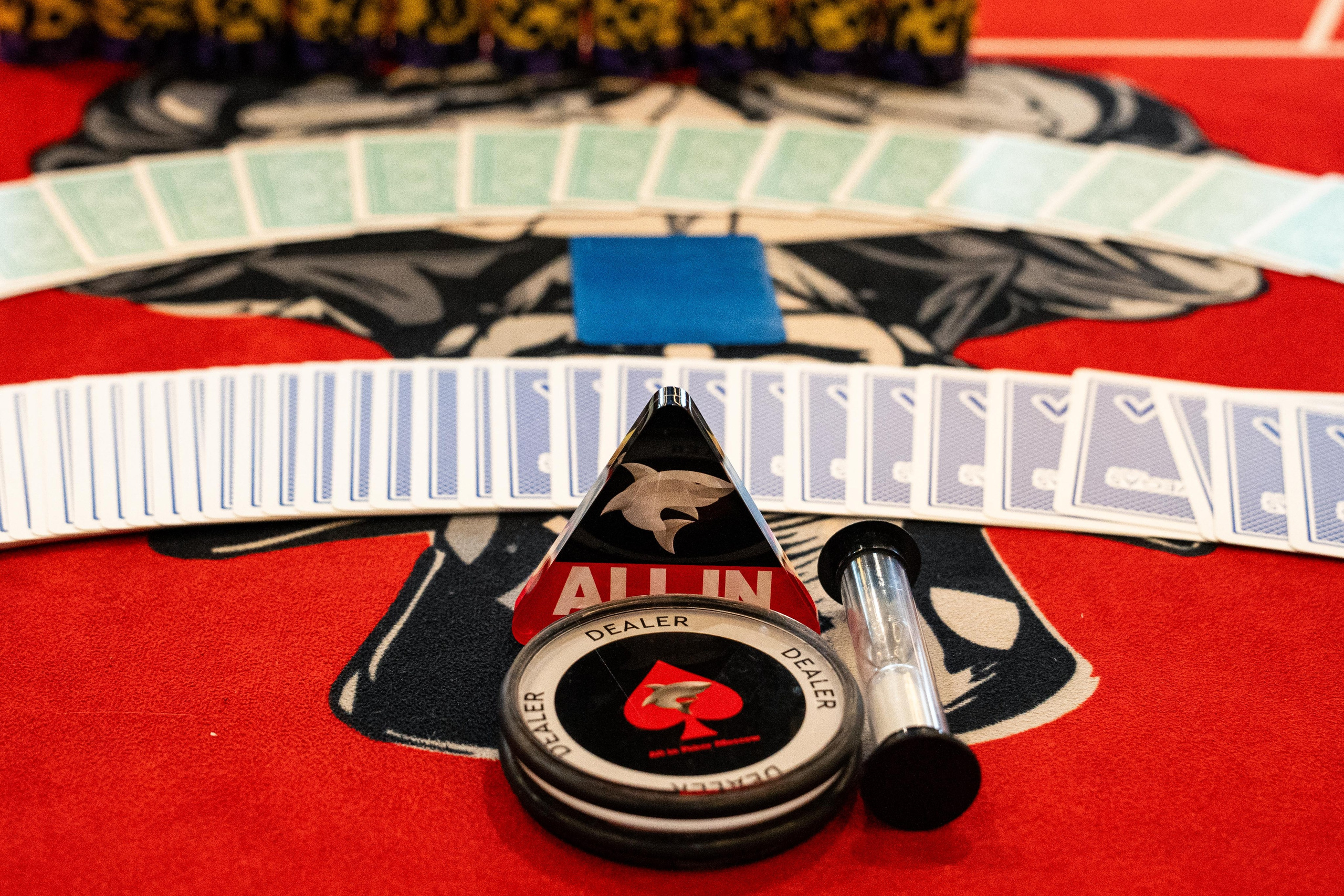 Joker Poker Club 28.02.2026. Коммерческий и художественный фотограф и видеограф в Москве Арсений Тургенев