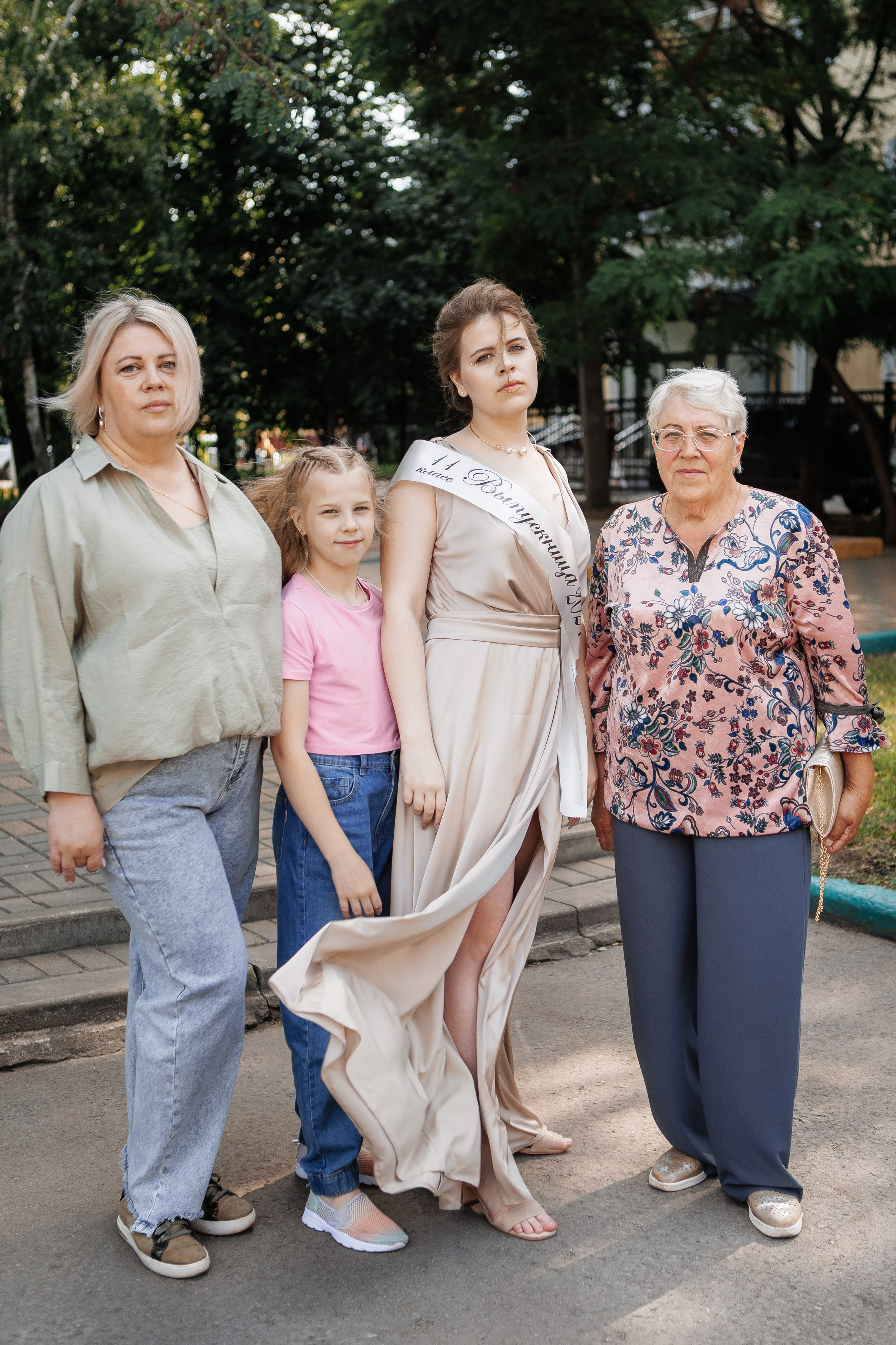 Выпускной Гимназия 12 2024 г. Свадебный и портретный Фотограф в Липецке Дмитрий Котюков