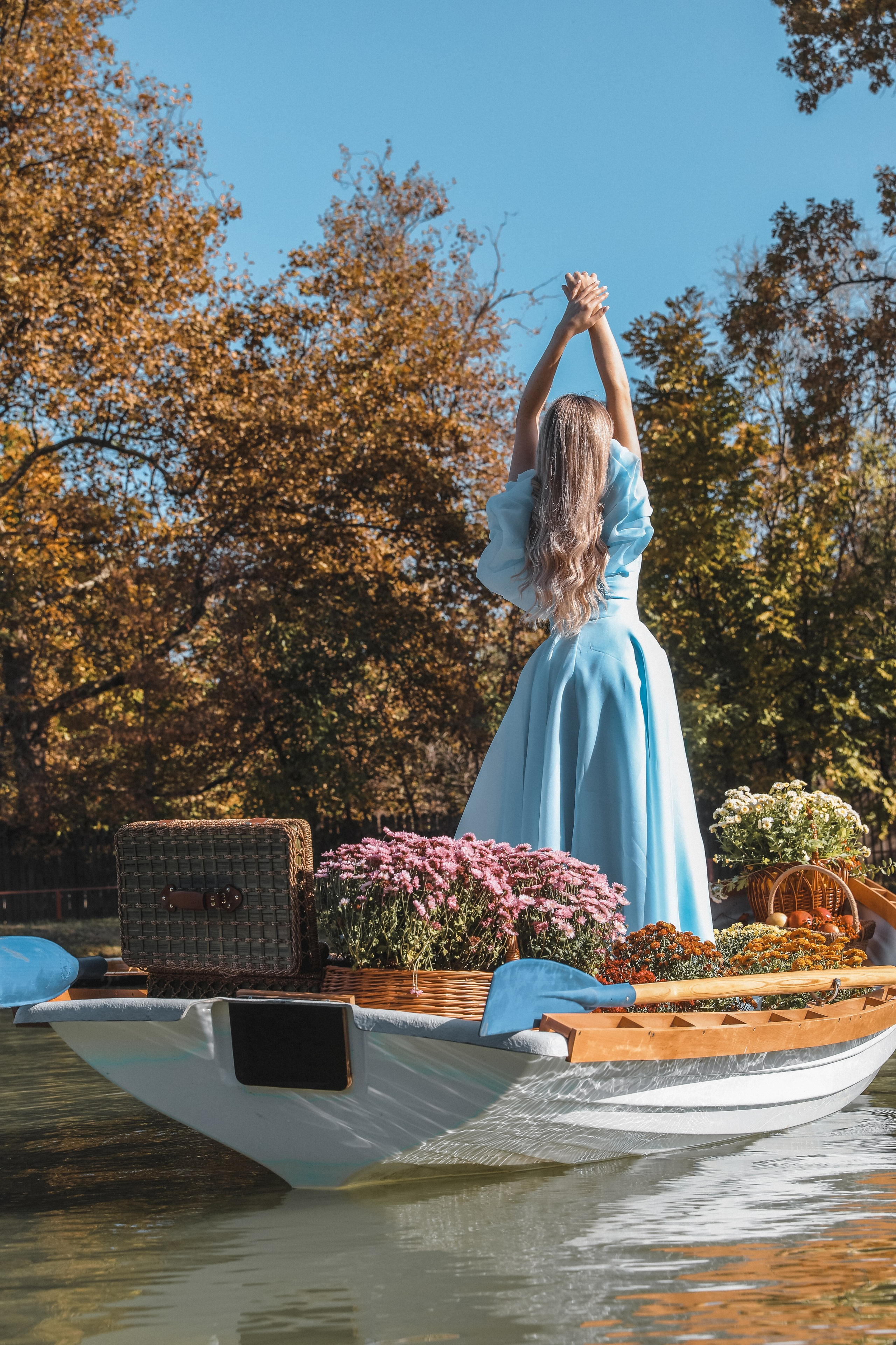 ПРОЕКТ «ЦВЕТОЧНАЯ ЛОДКА». Photographer Viktoriya Markushina «My world throug»