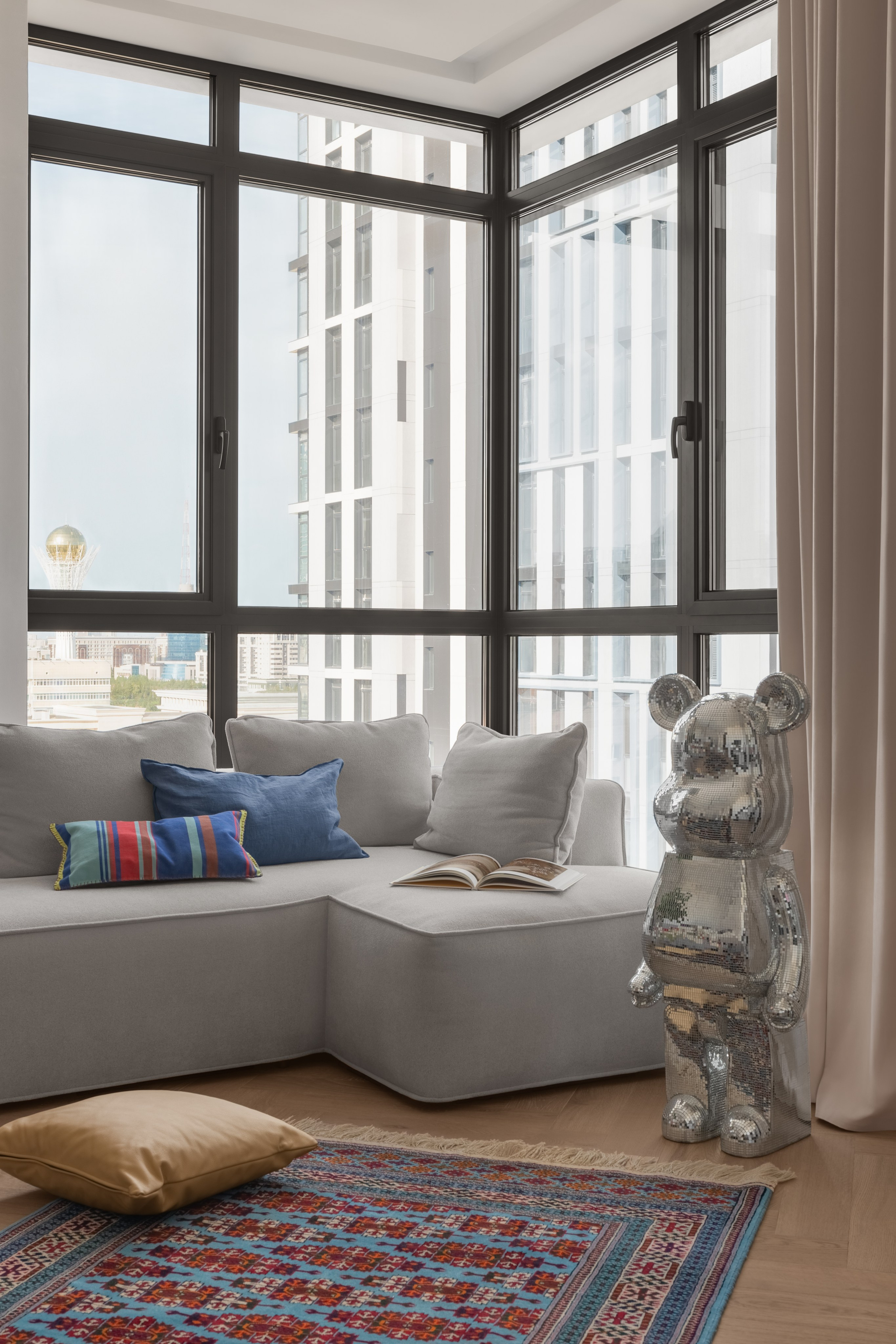 Динара Сембаева — Europe City. Roman Yakunin — interior photographer in Almaty, Kazakhstan