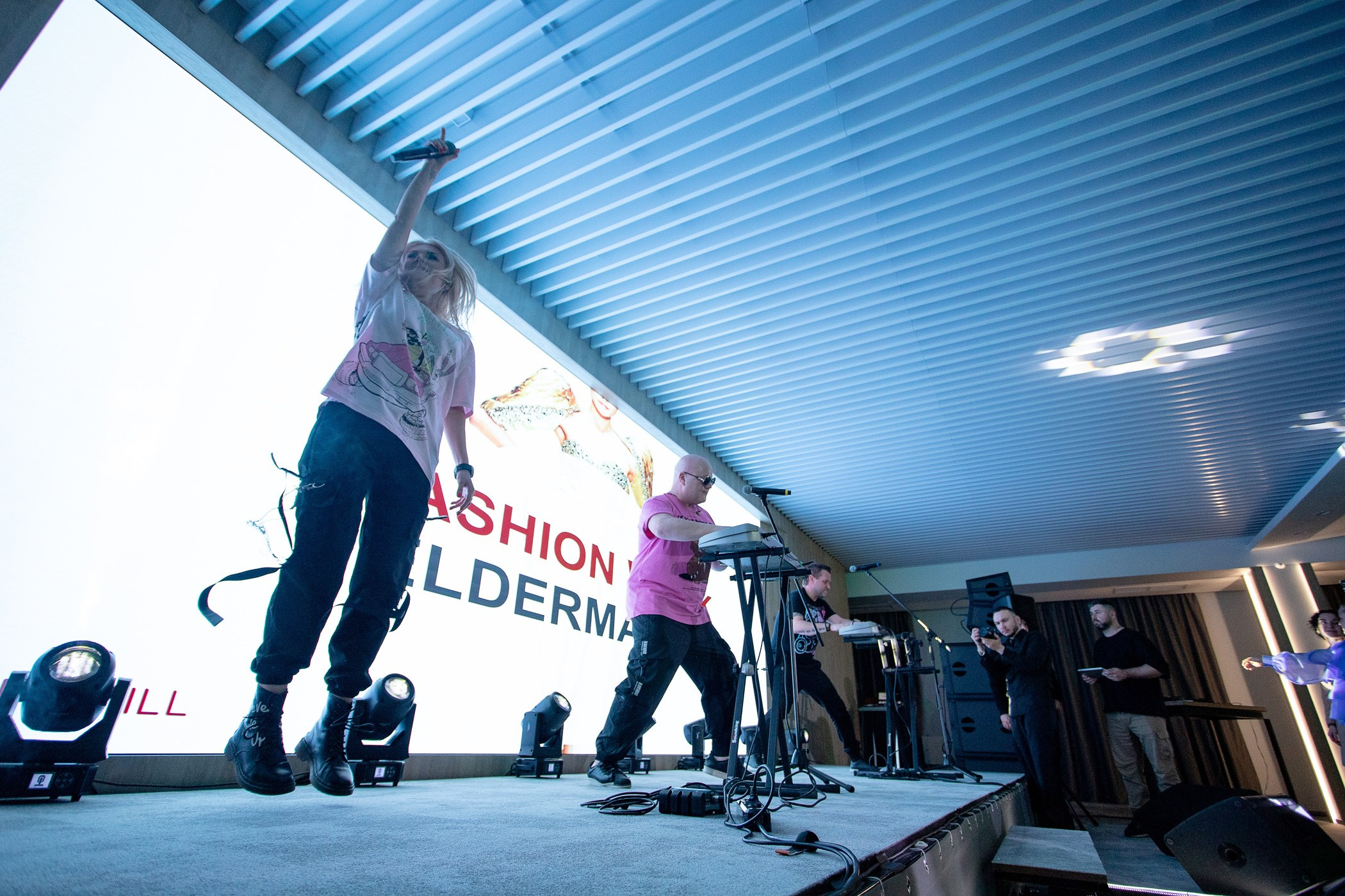 Fashion week ELDERMAFILL 2.0 CITY PARK. Интерьерный и фуд фотограф в Иркутске Дмитрий Арно