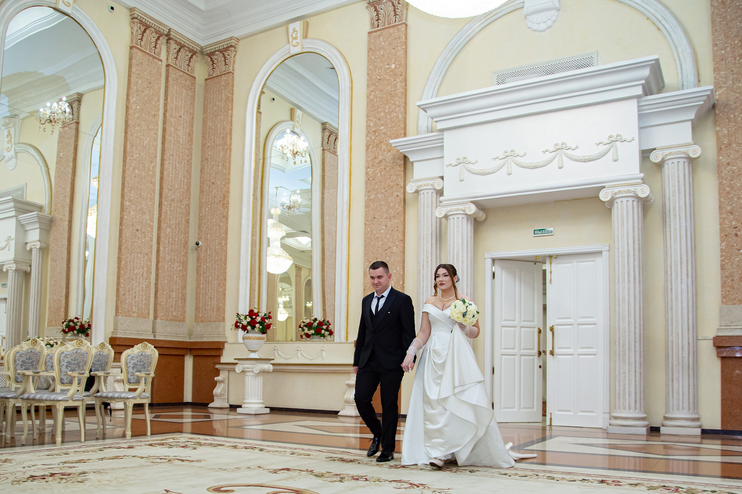 Свадебные фото. Фотограф Краснодара, фотограф в парке Галецкого.репортажный фотограф. детский фотограф, свадебный фотограф. профессиональный фотограф