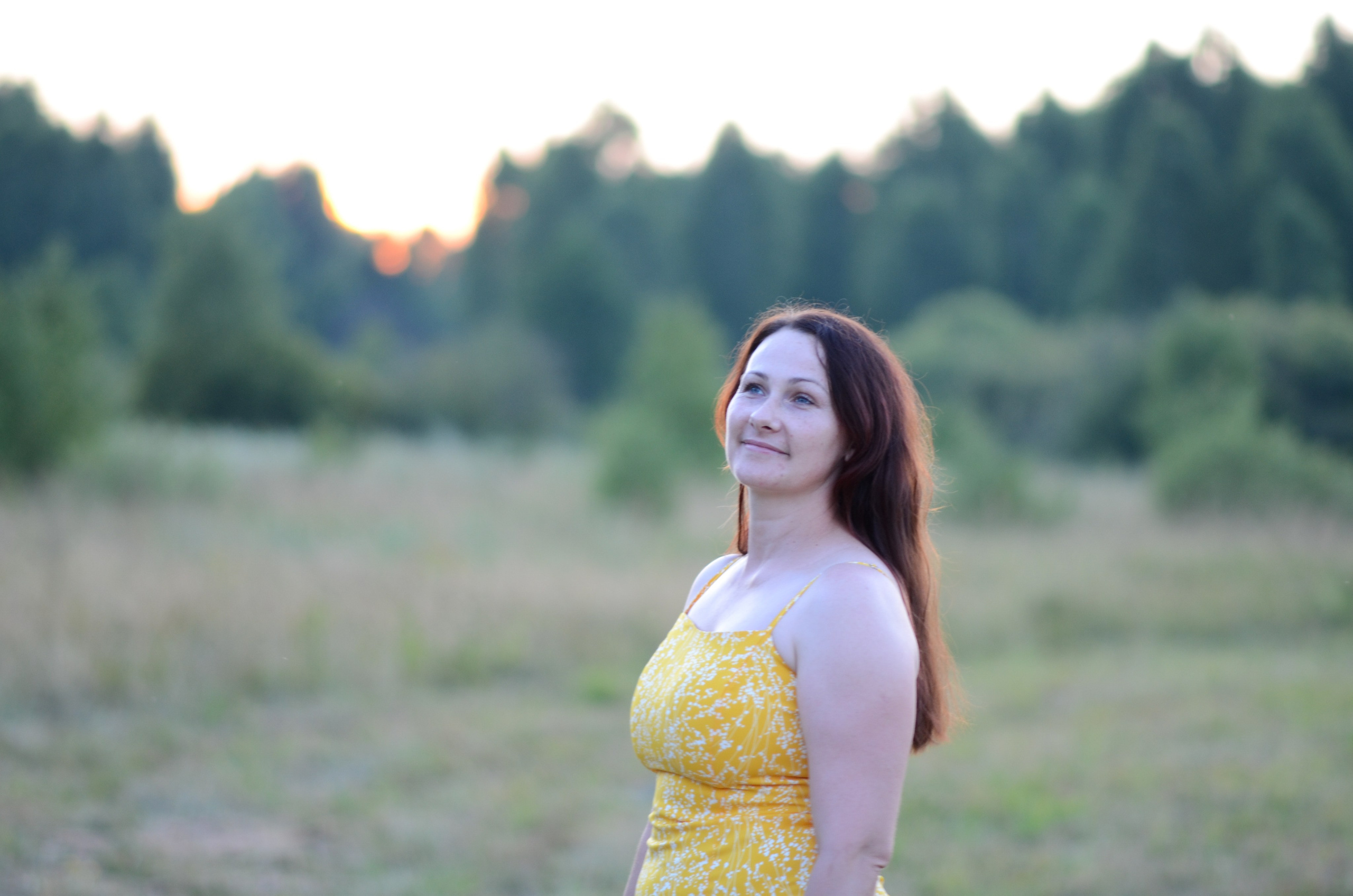 Летняя в поле. Семейный фотограф г. Москва