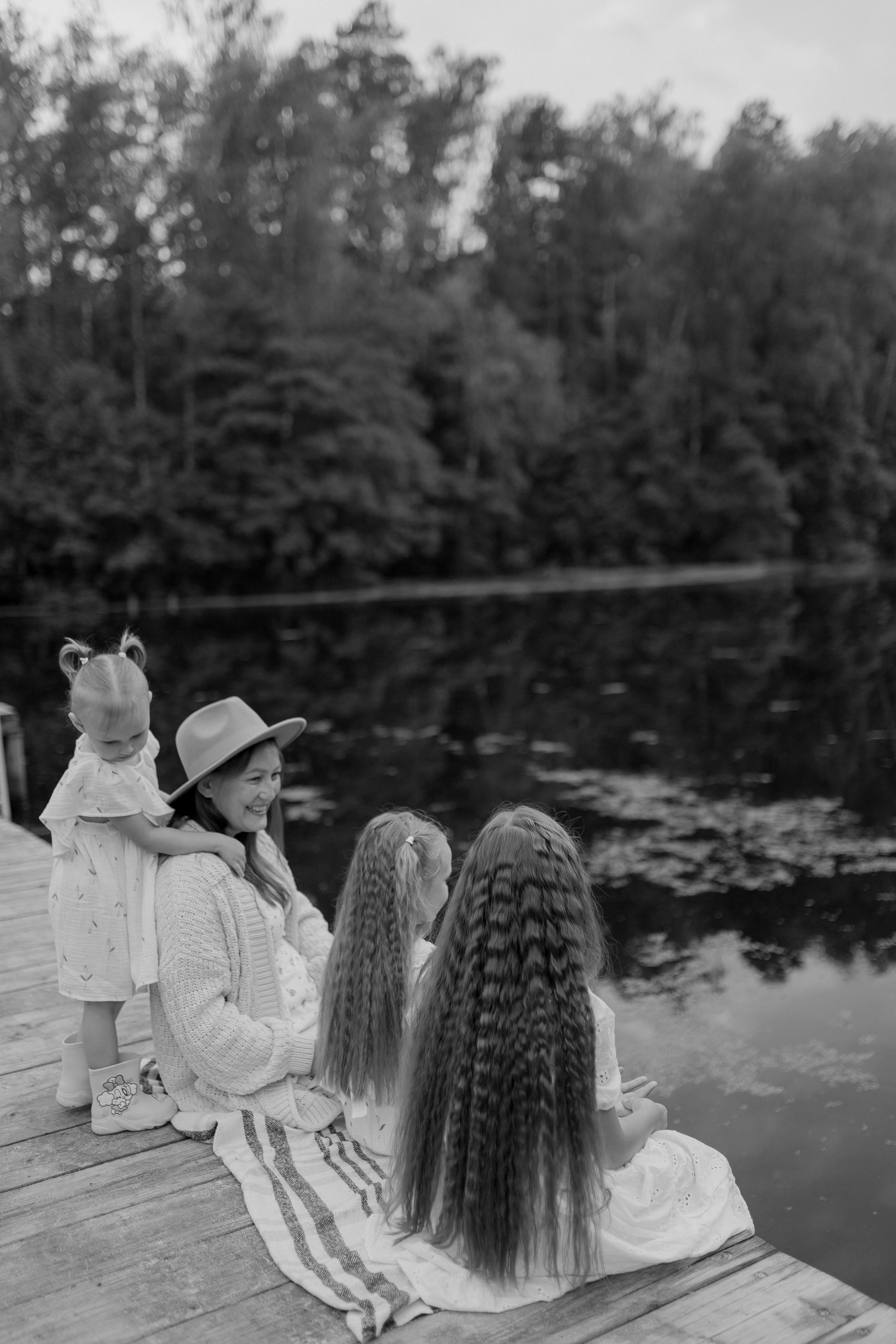 Мама Алина, Маша, Дина и Анечка. Фотограф Татьяна Семенова