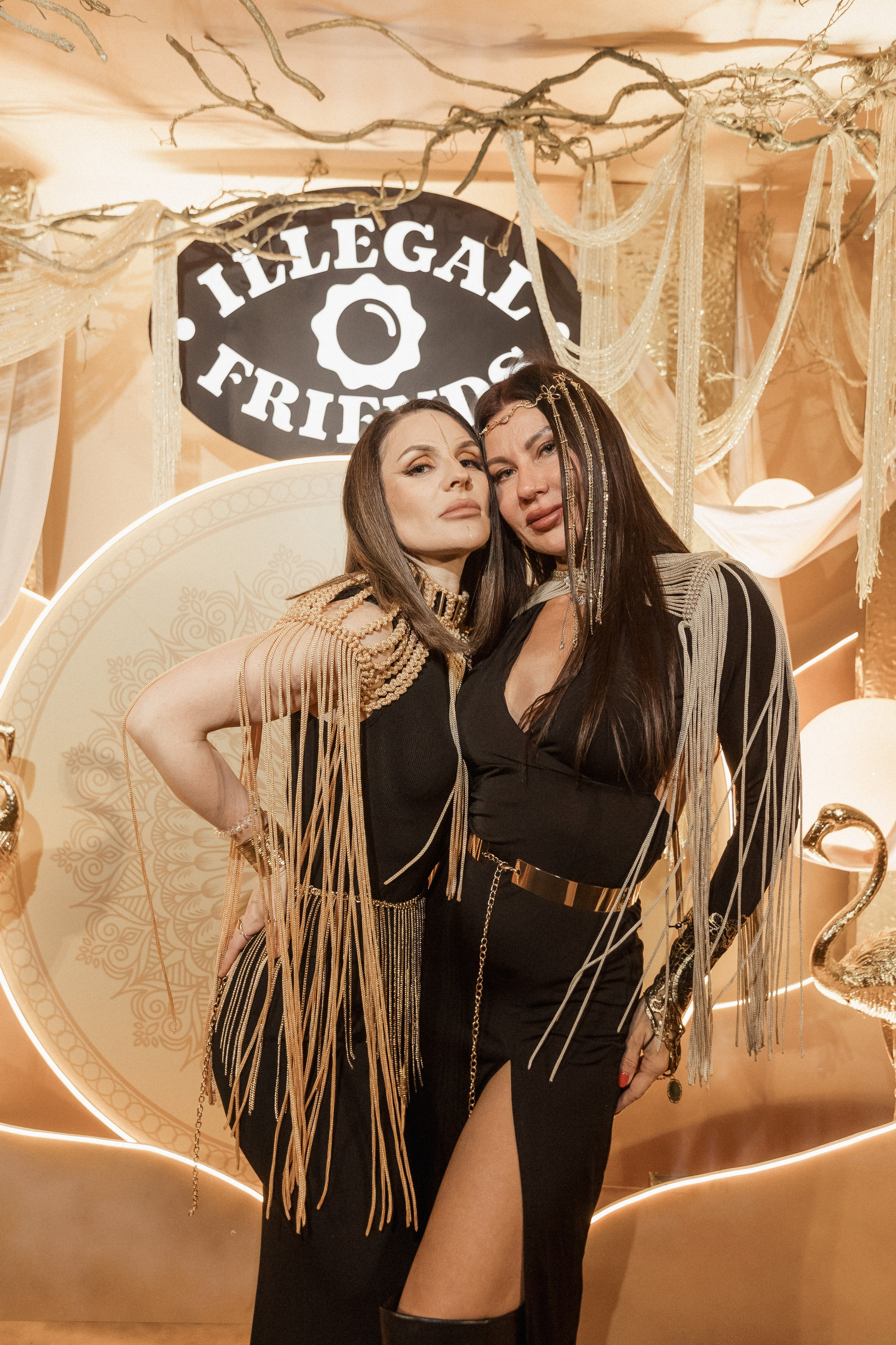 ILLEGAL FRIENDS — MIRAGE [PART I]. СВОИ. ФОТООТЧЕТЫ-СОБЫТИЯ-МЕСТА