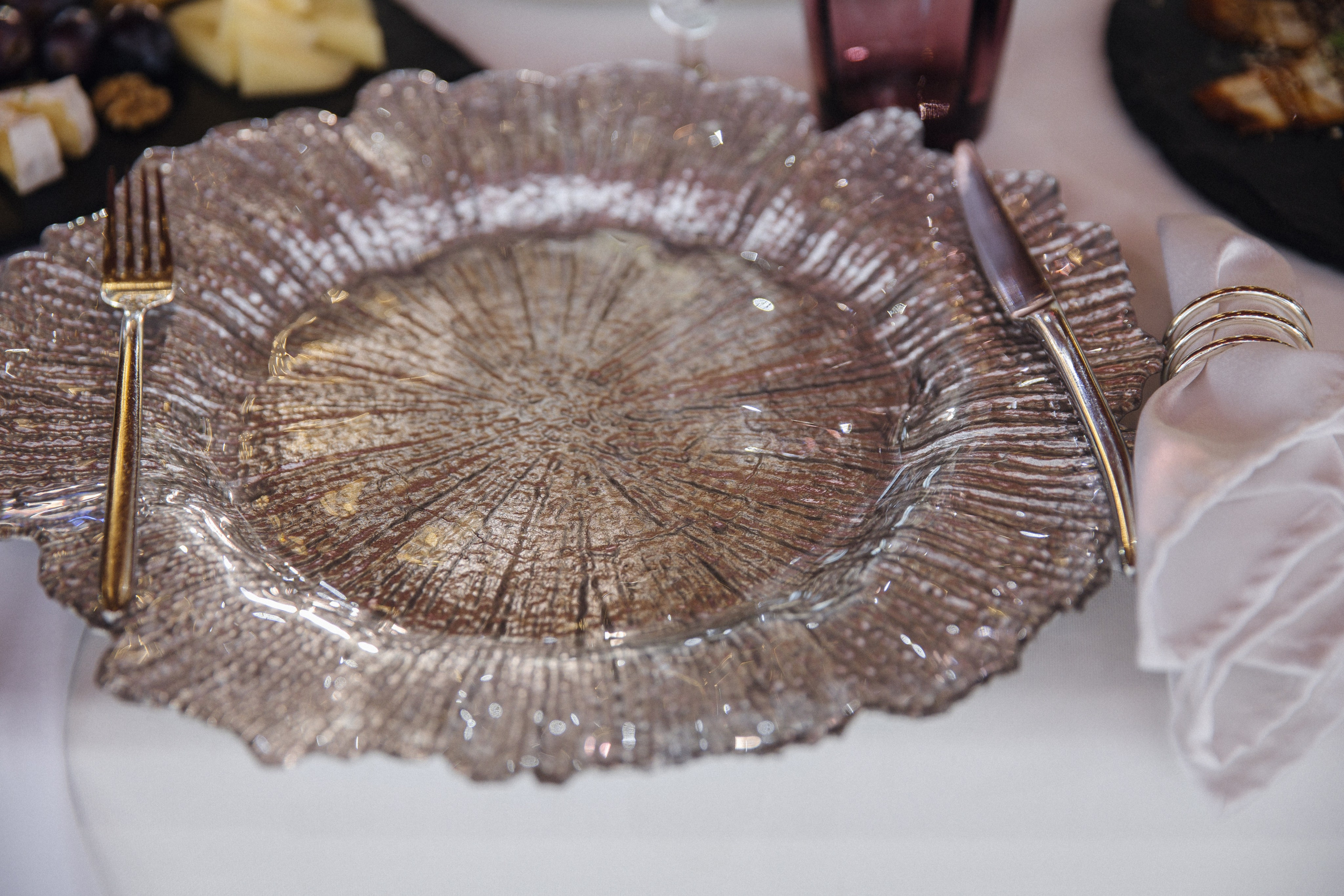 Банкет (Ксения & Никита). Свадебные фотографы в г. Сургут Маркова Наталья и Замахина Елена