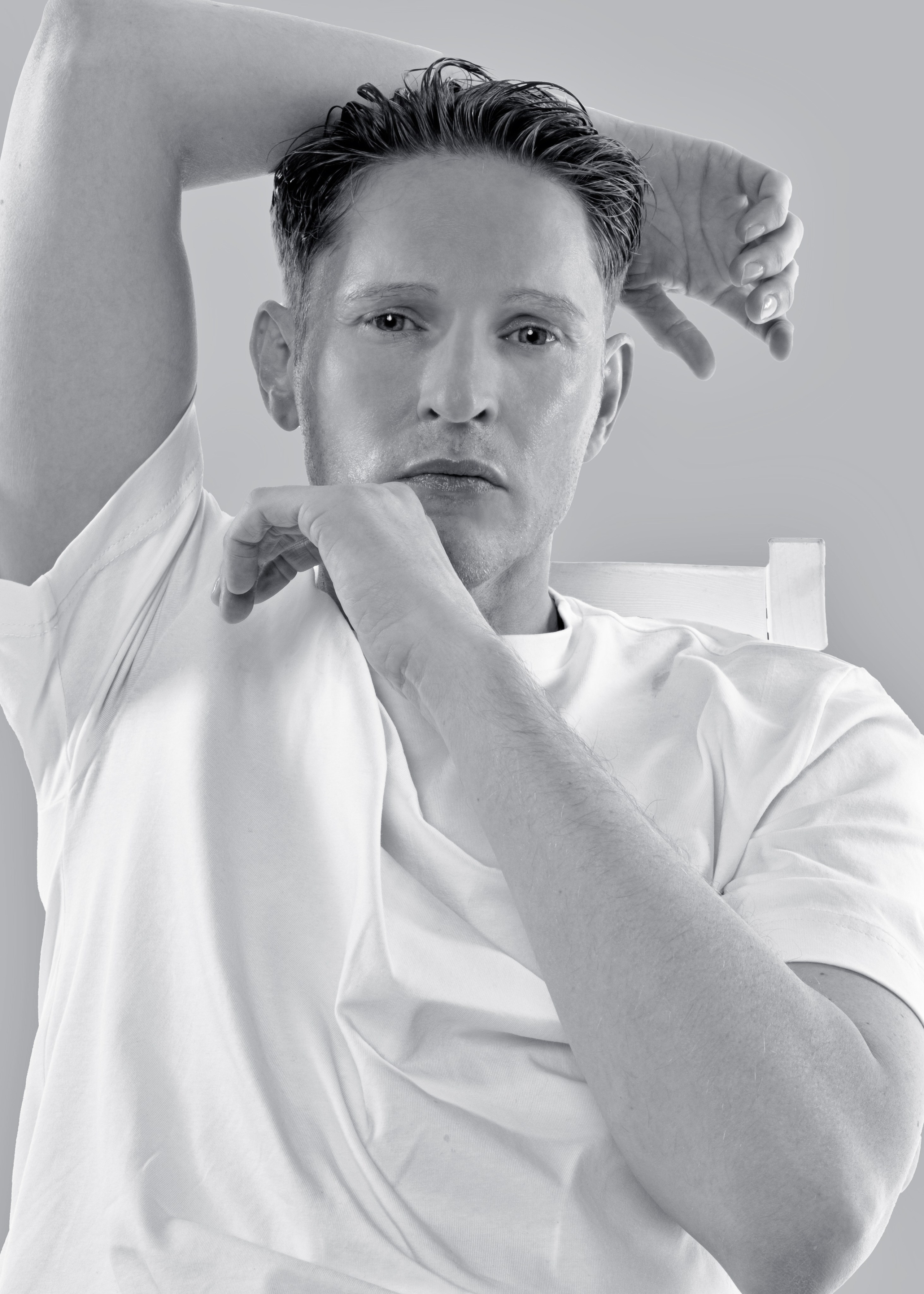 Revольvers. Я  фотограф. Работаю в городе Москва,