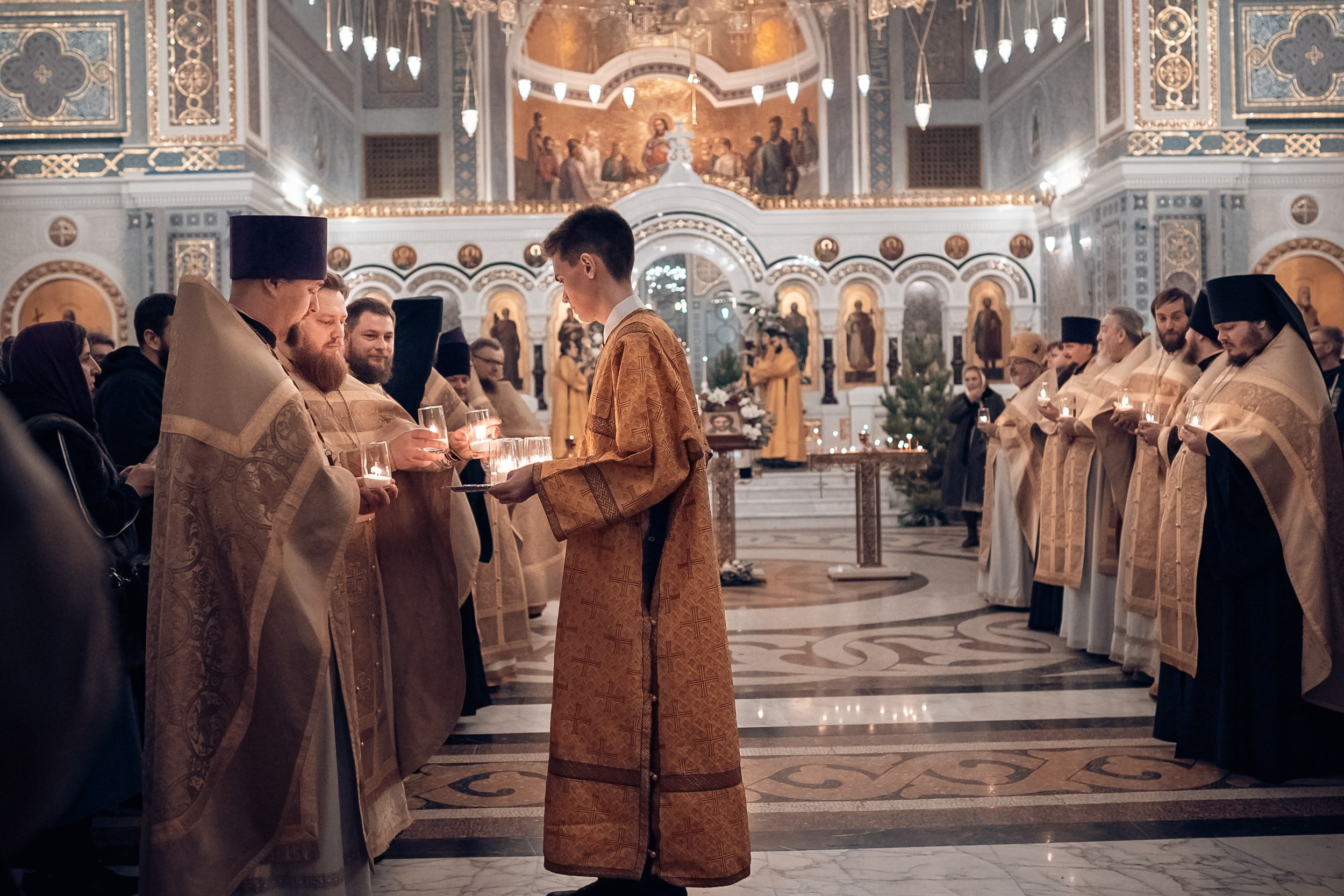 Божественная Литургия в новогоднюю ночь 2025 г, Херсонес Севастополь. Церковный фотограф Севастополь