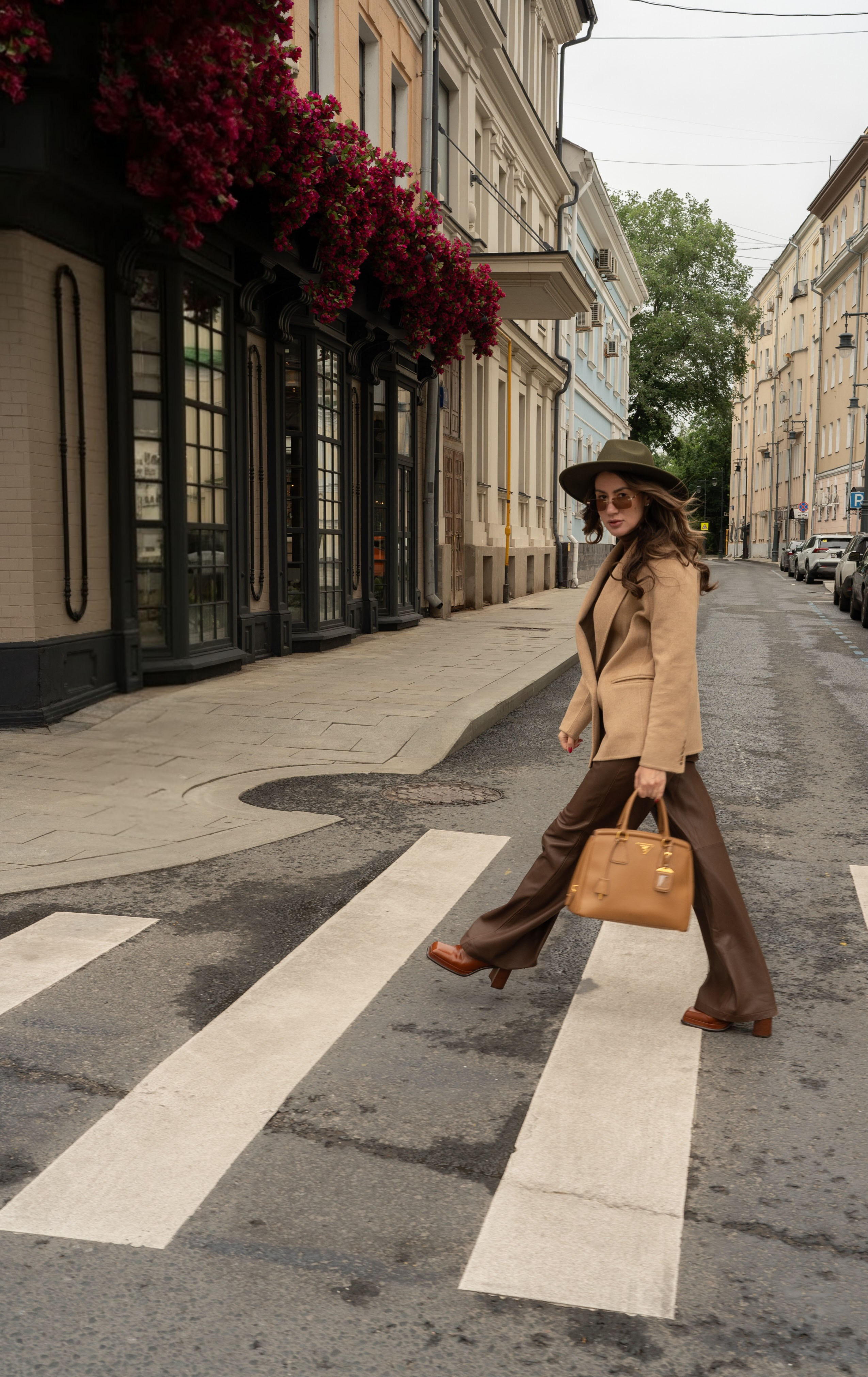 Стрит. Фотосессия портрет, ню, будуар, стрит фотограф Москва Юлия Кафизова