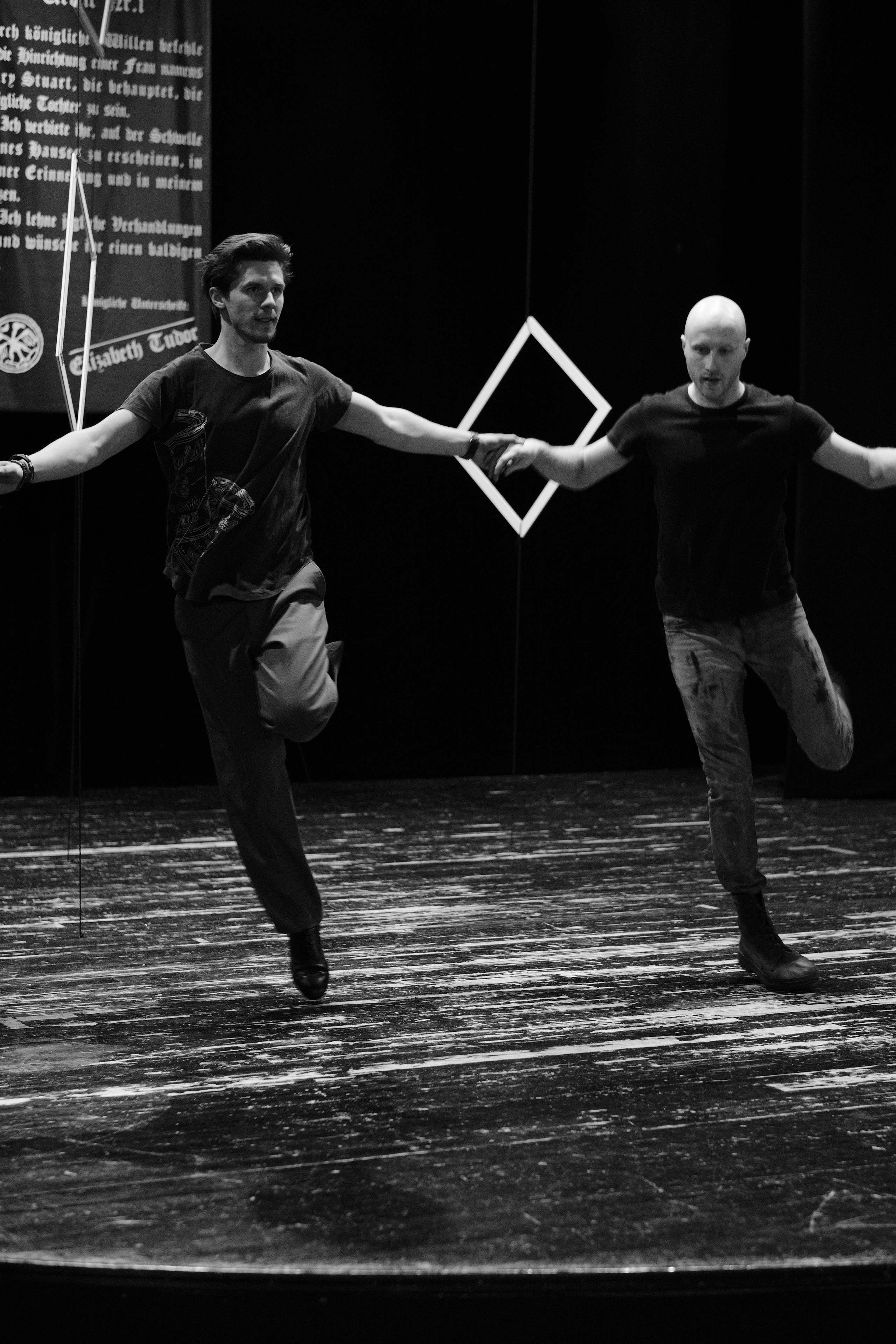 Театр. Фотограф и видеограф в Тюмени Анна Жагорина, ваши фото еще не отдавали так быстро!