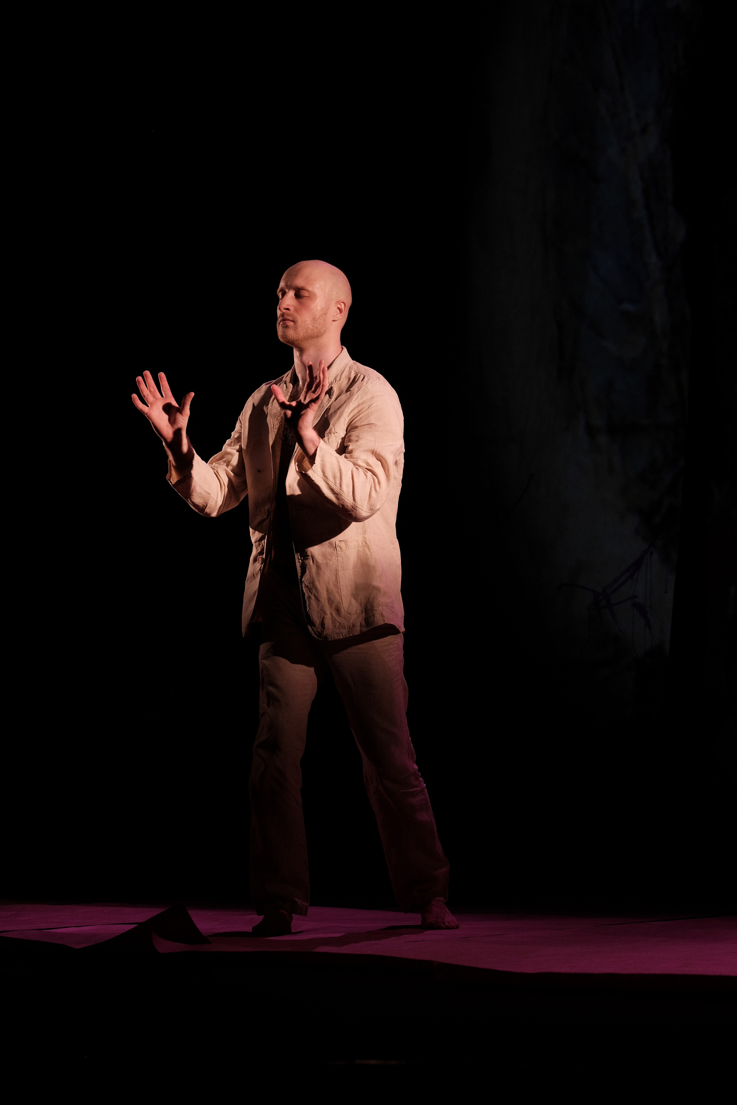 Театр. Фотограф и видеограф в Тюмени Анна Жагорина, ваши фото еще не отдавали так быстро!