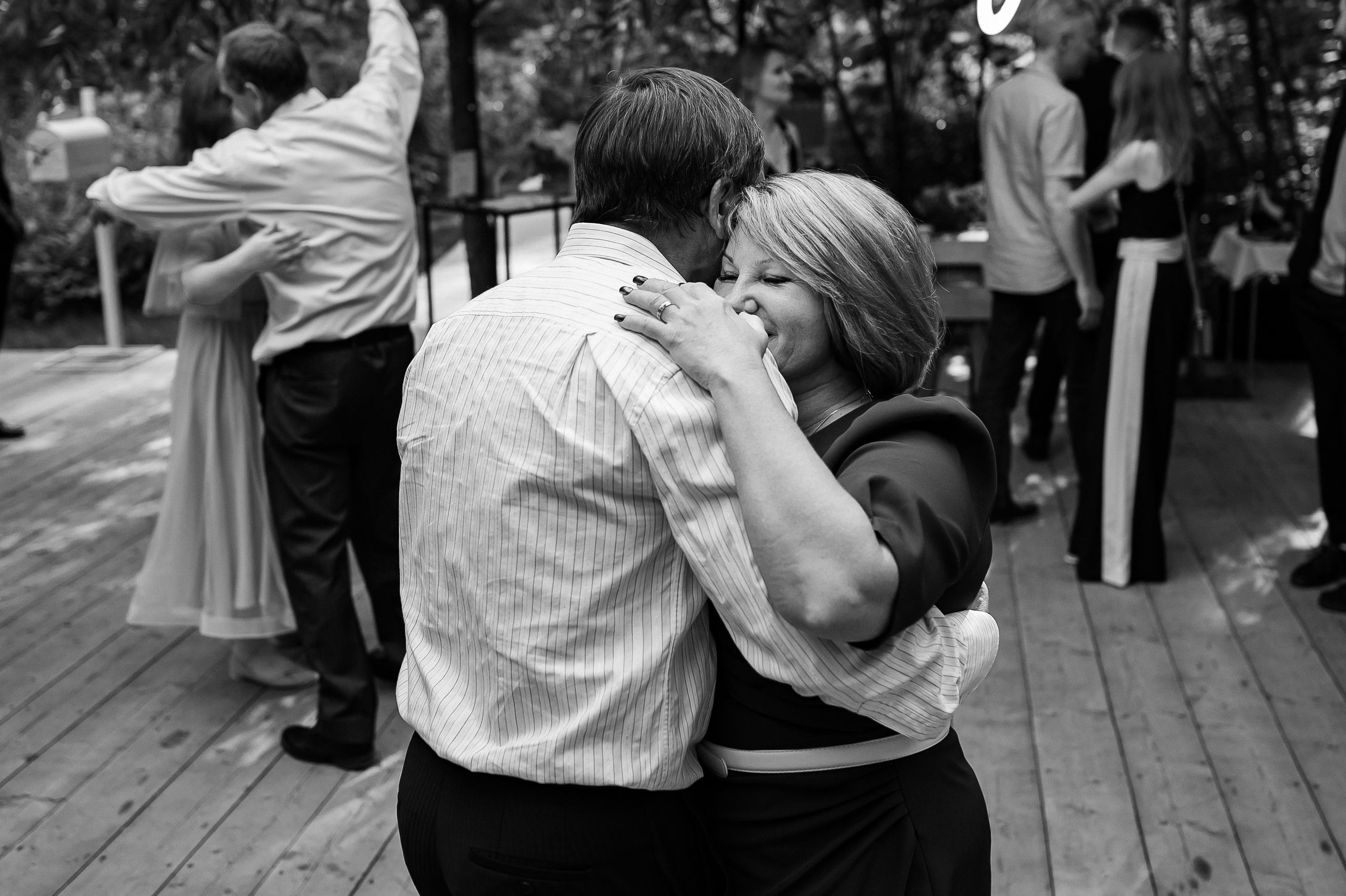 Свадебная фотосессия на площадке Forest Dew. Свадебный фотограф Москва — Сергей и Татьяна