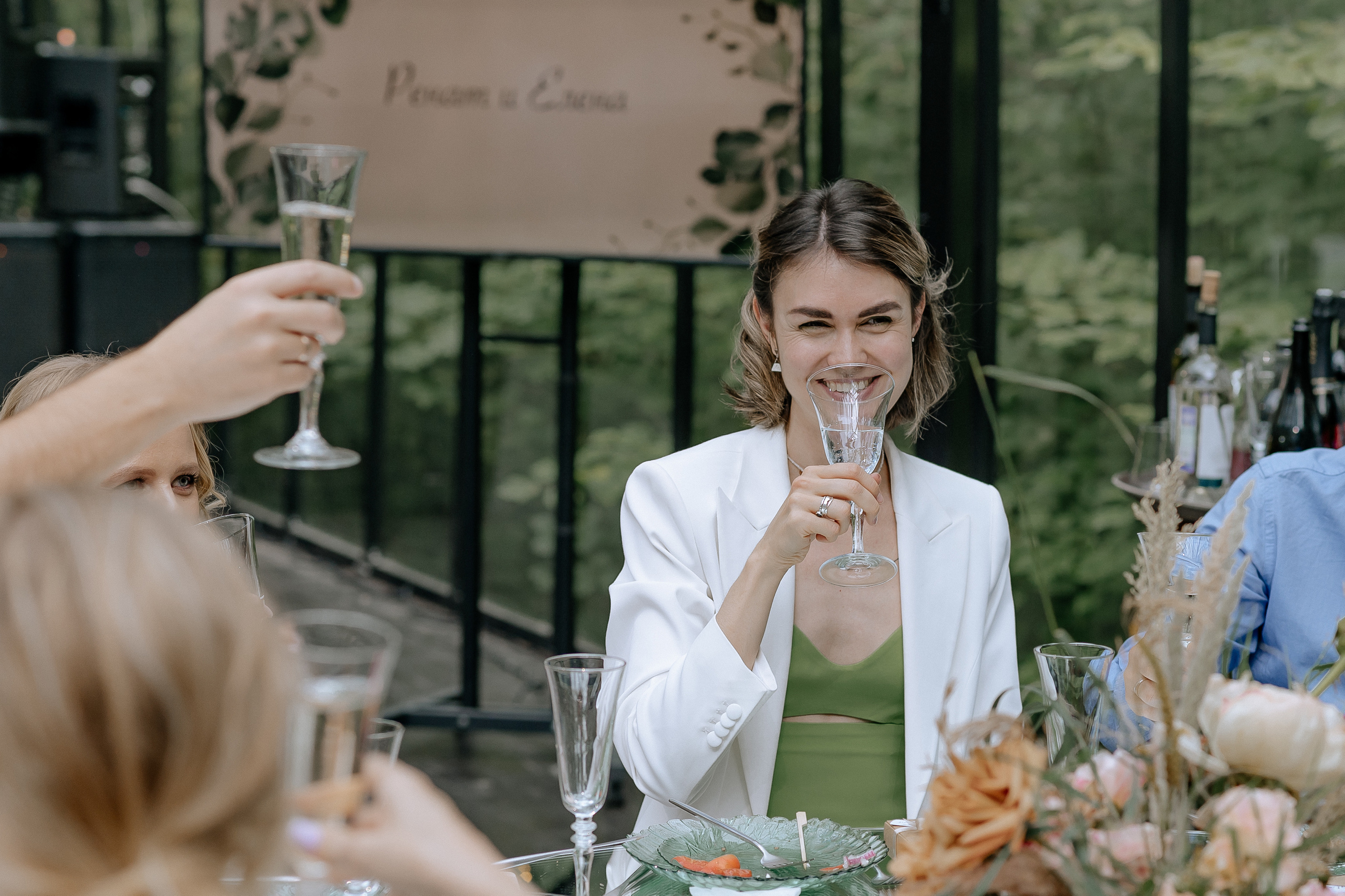 Свадебная фотосессия на площадке Forest Dew. Свадебный фотограф Москва — Сергей и Татьяна