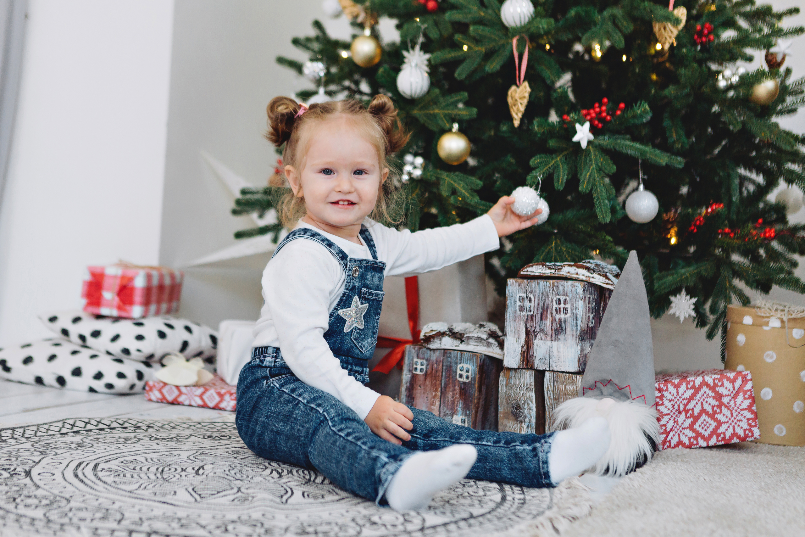 Семейная фотосессия на новый год. Фотограф Виктория Темирова Екатеринбург