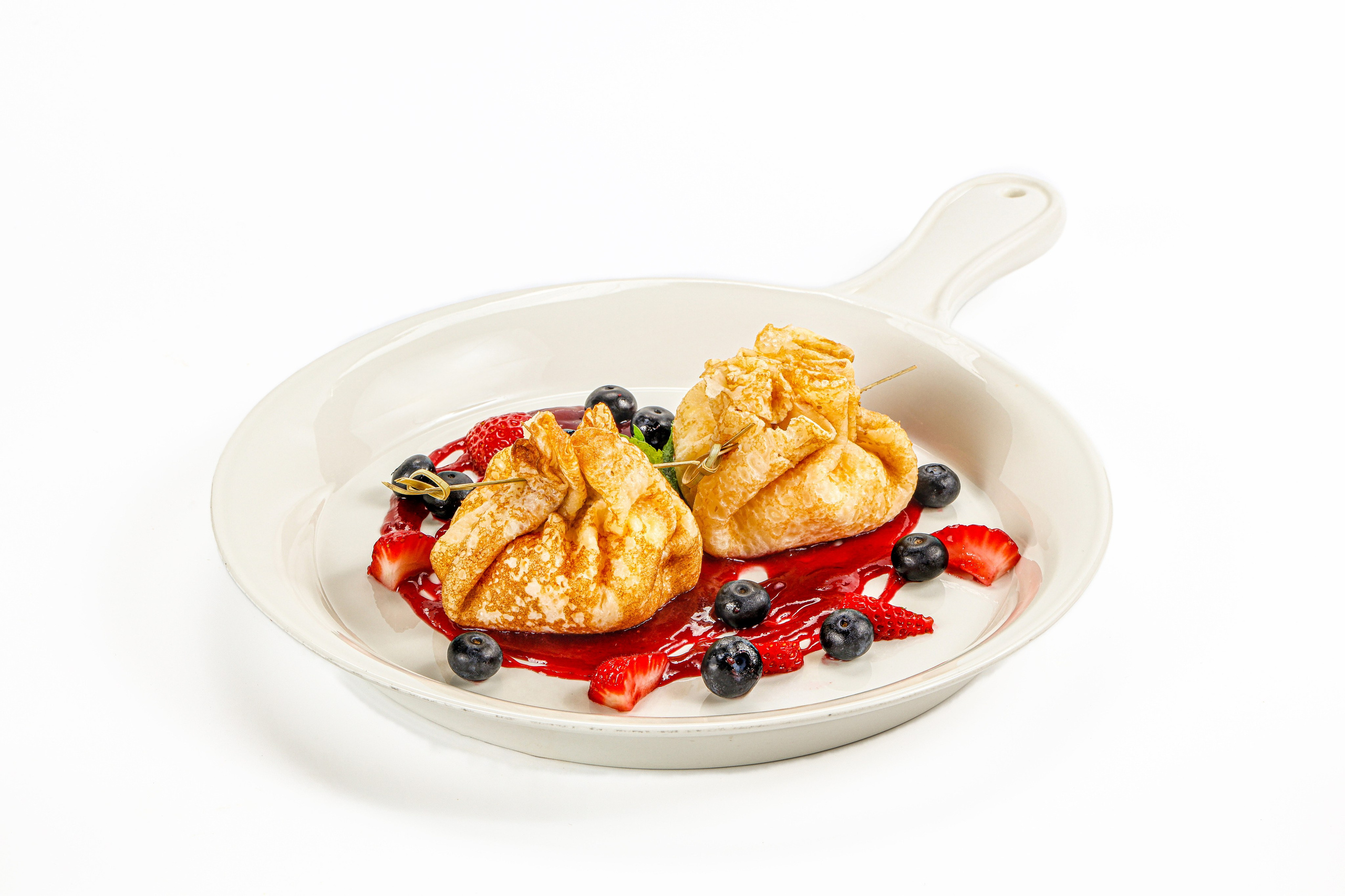 Фотосъемка десертов и выпечки. Заказ по тел.: +7 (906) 006-90-22. Фуд-фотограф Андрей Старостин — съемка еды в Москве. 9000 руб. в час